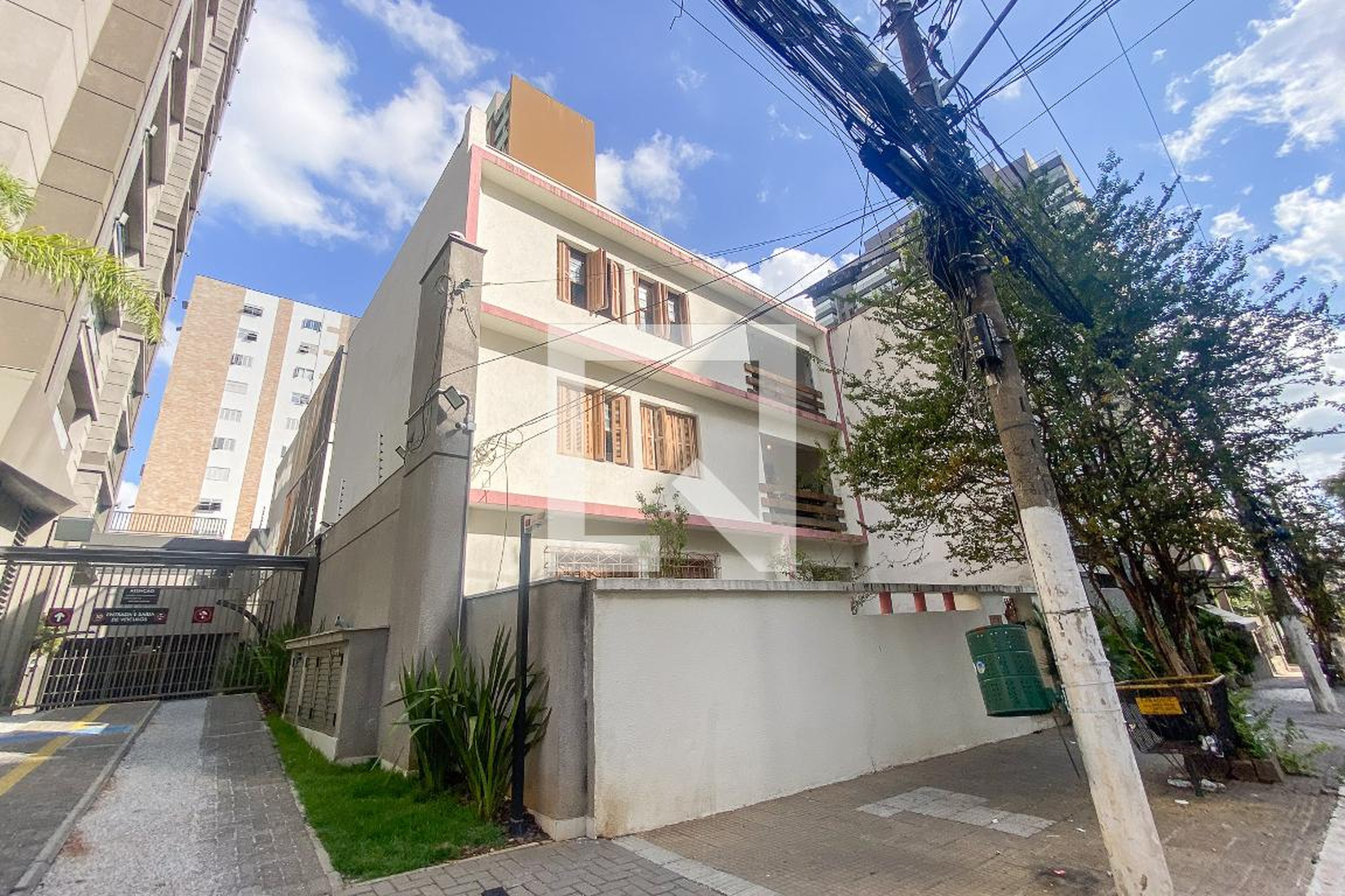 Fachada Edifício Reno