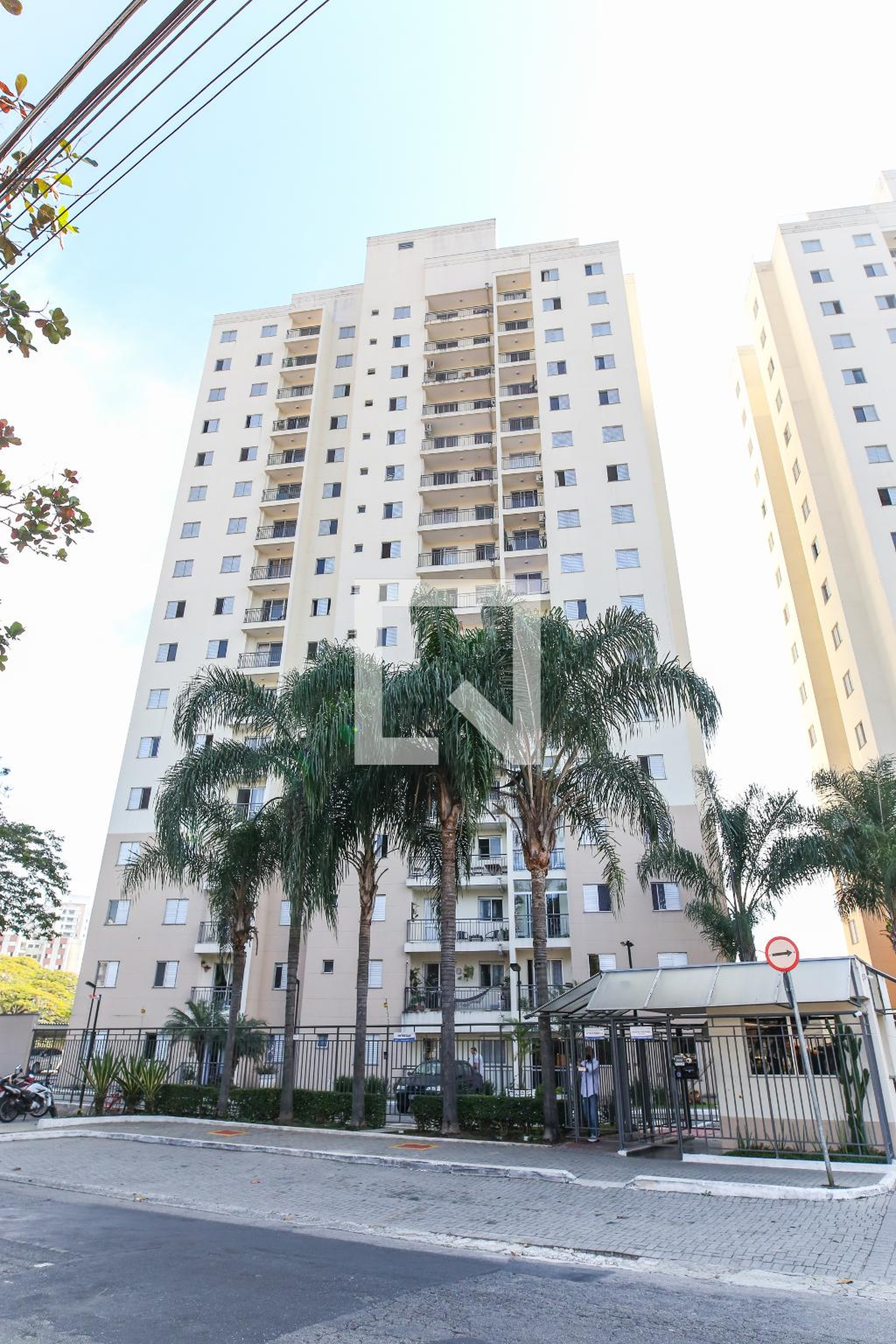 Fachada Condomínio em Rua Roma, 643