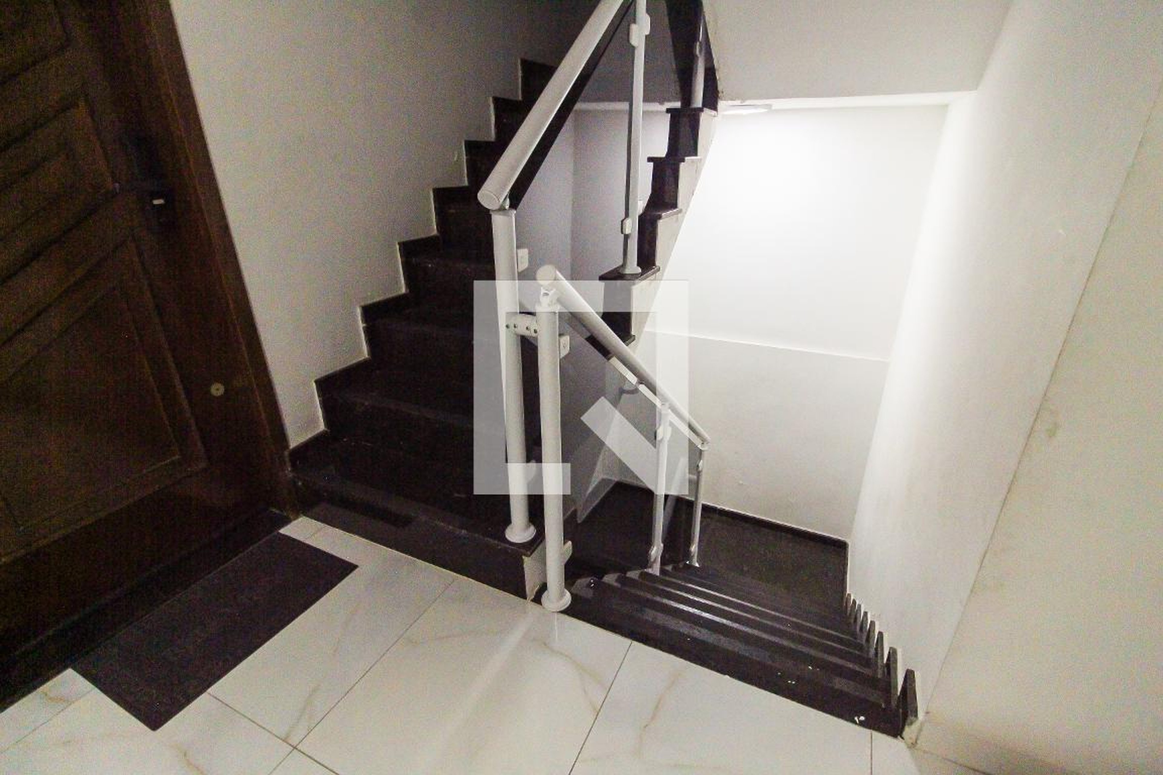 Hall Condomínio em Avenida Oliveira Freire, 340