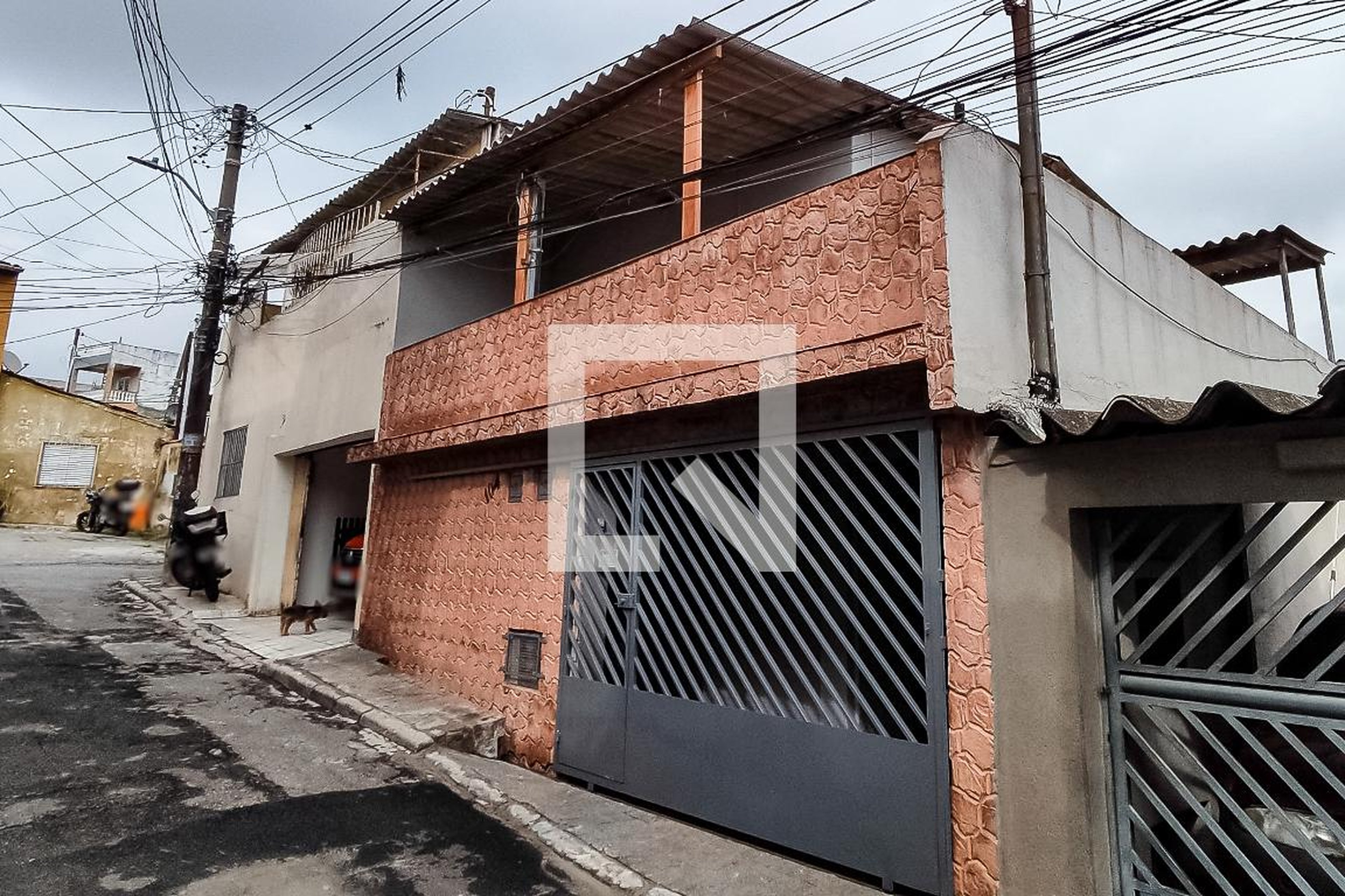 Fachada Condomínio em Rua José Maria Paz, 104