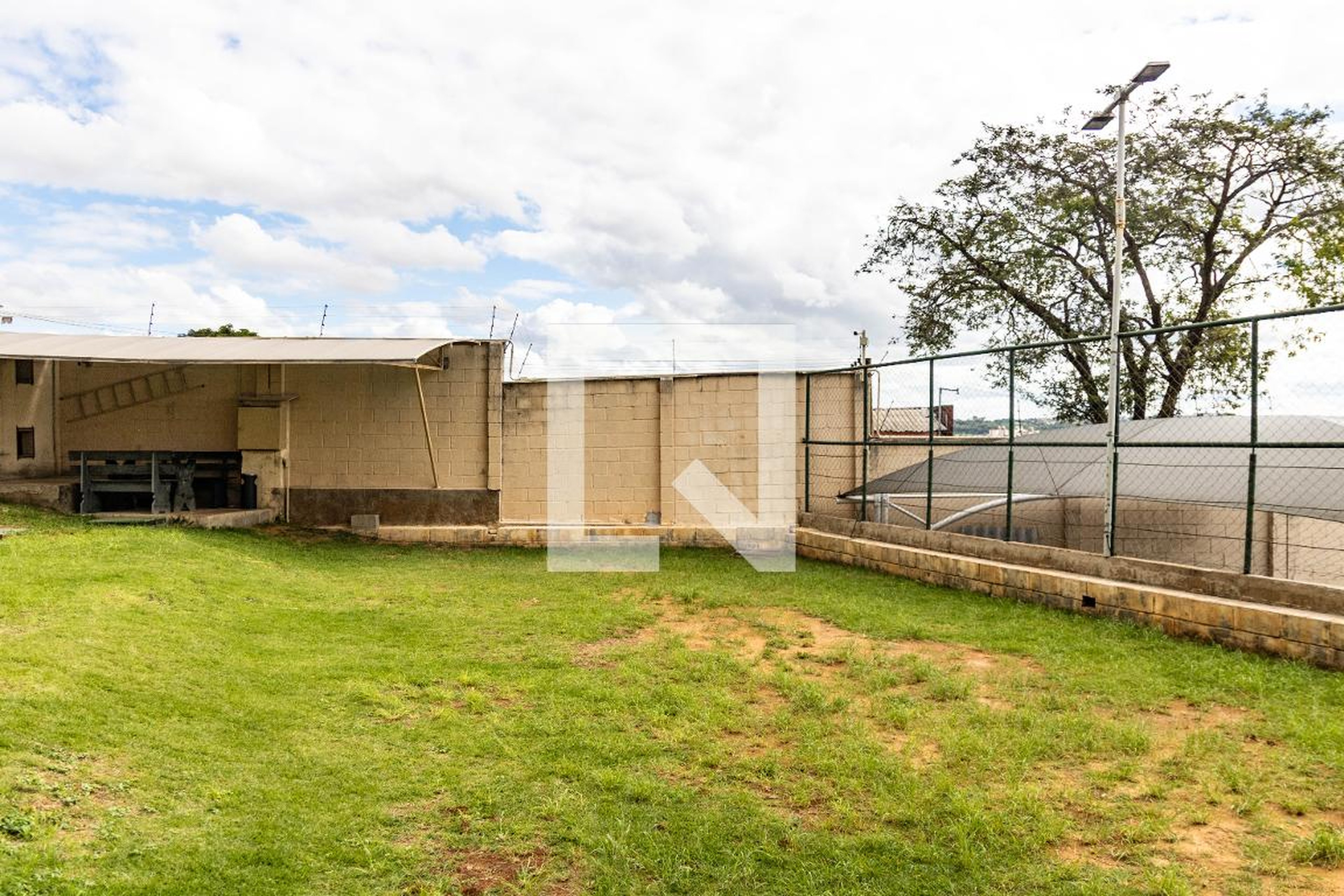 Quadra Esportiva - imínio Parque La Terre