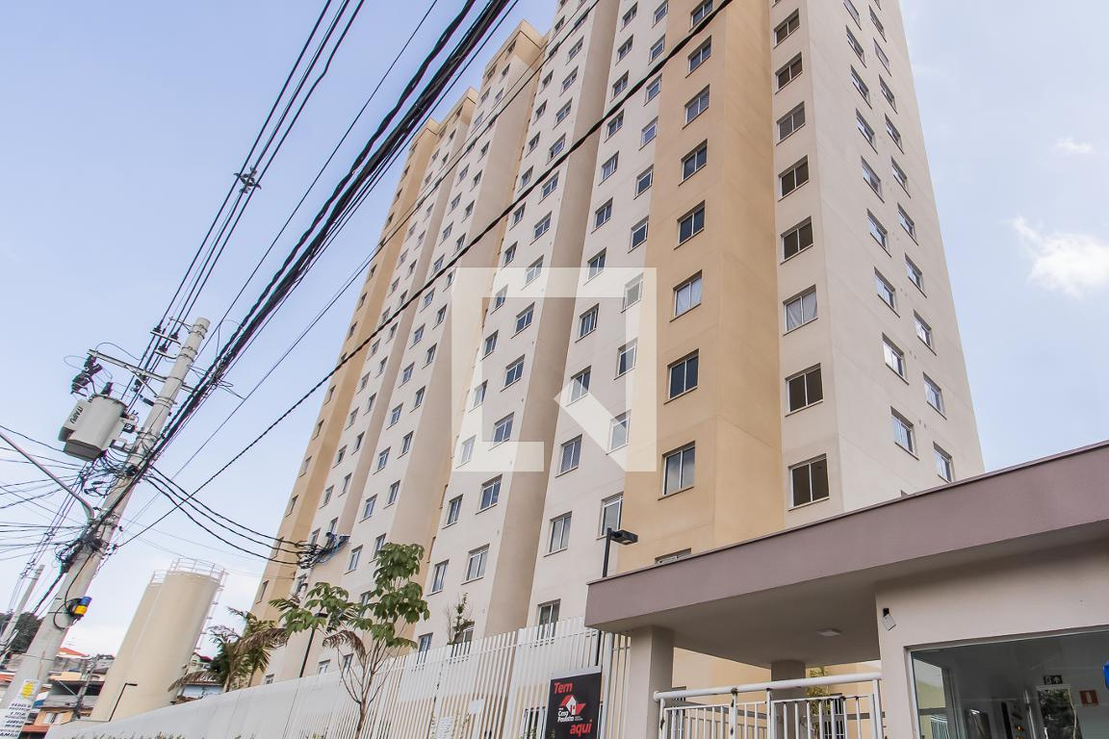 Fachada Condomínio em Rua Alto Pajeú, 18