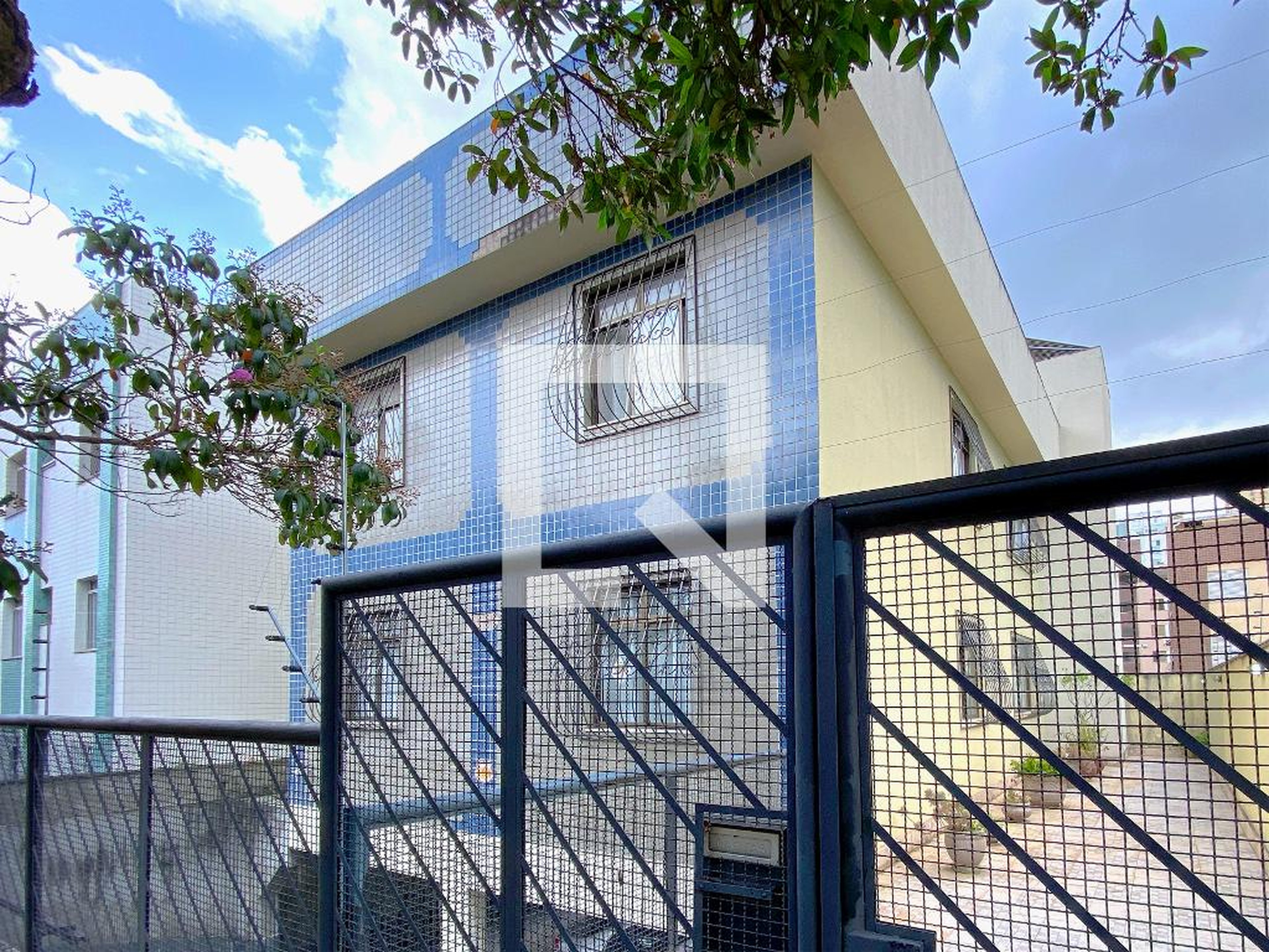 Fachada Condomínio em Rua José Mourão., 53