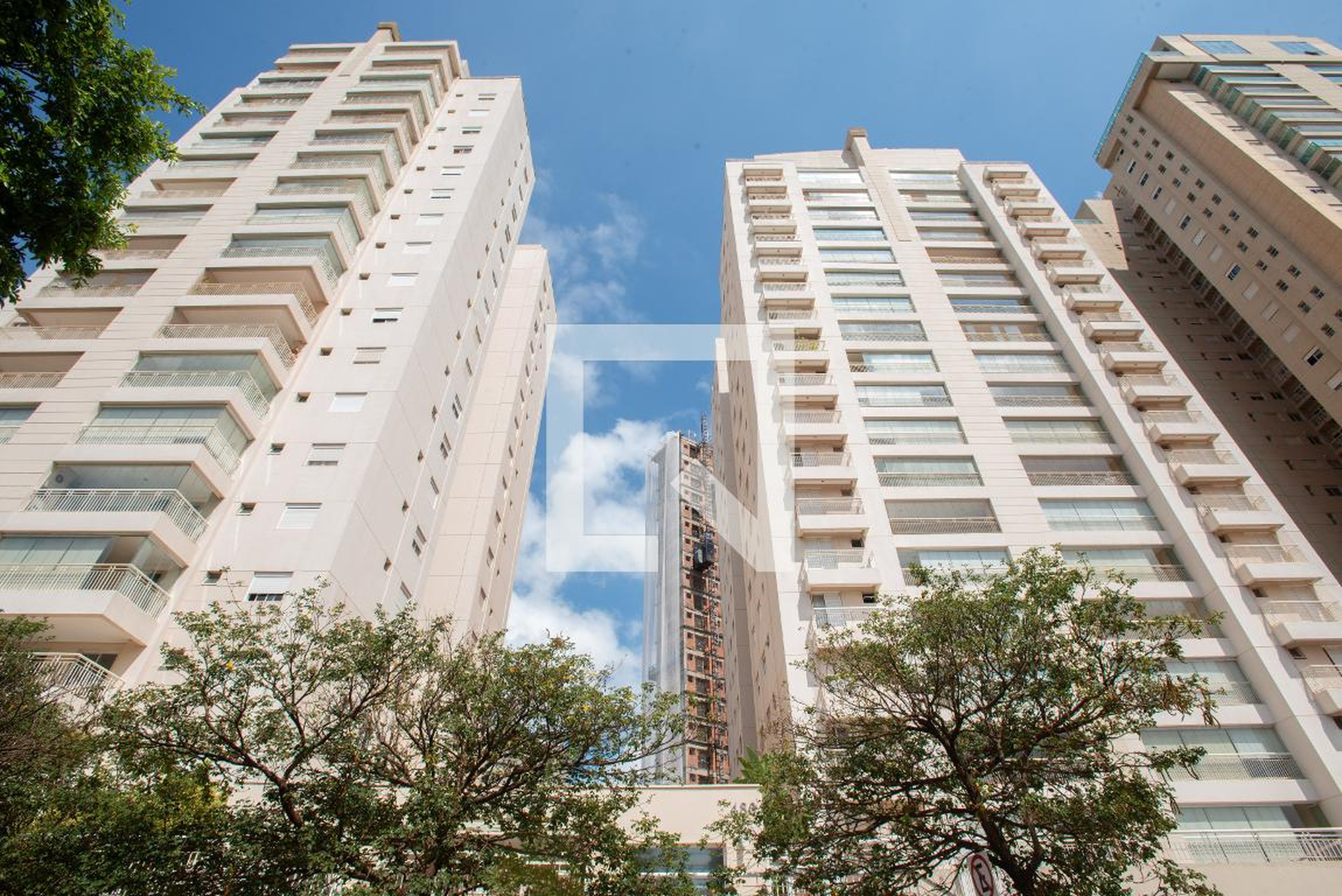 Fachada do Prédio Condomínio Cenário