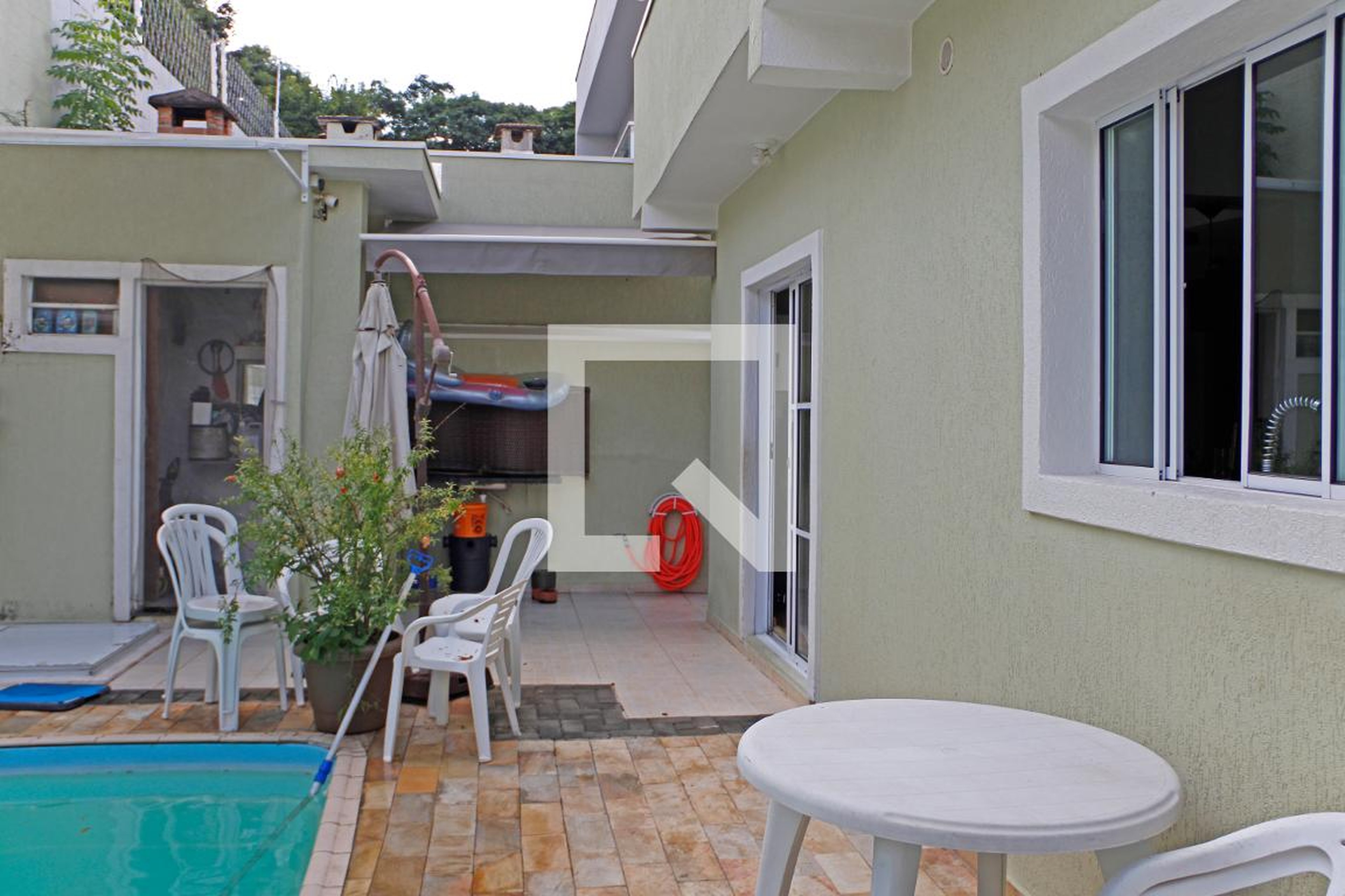 Piscina - Vila de São Lourenço