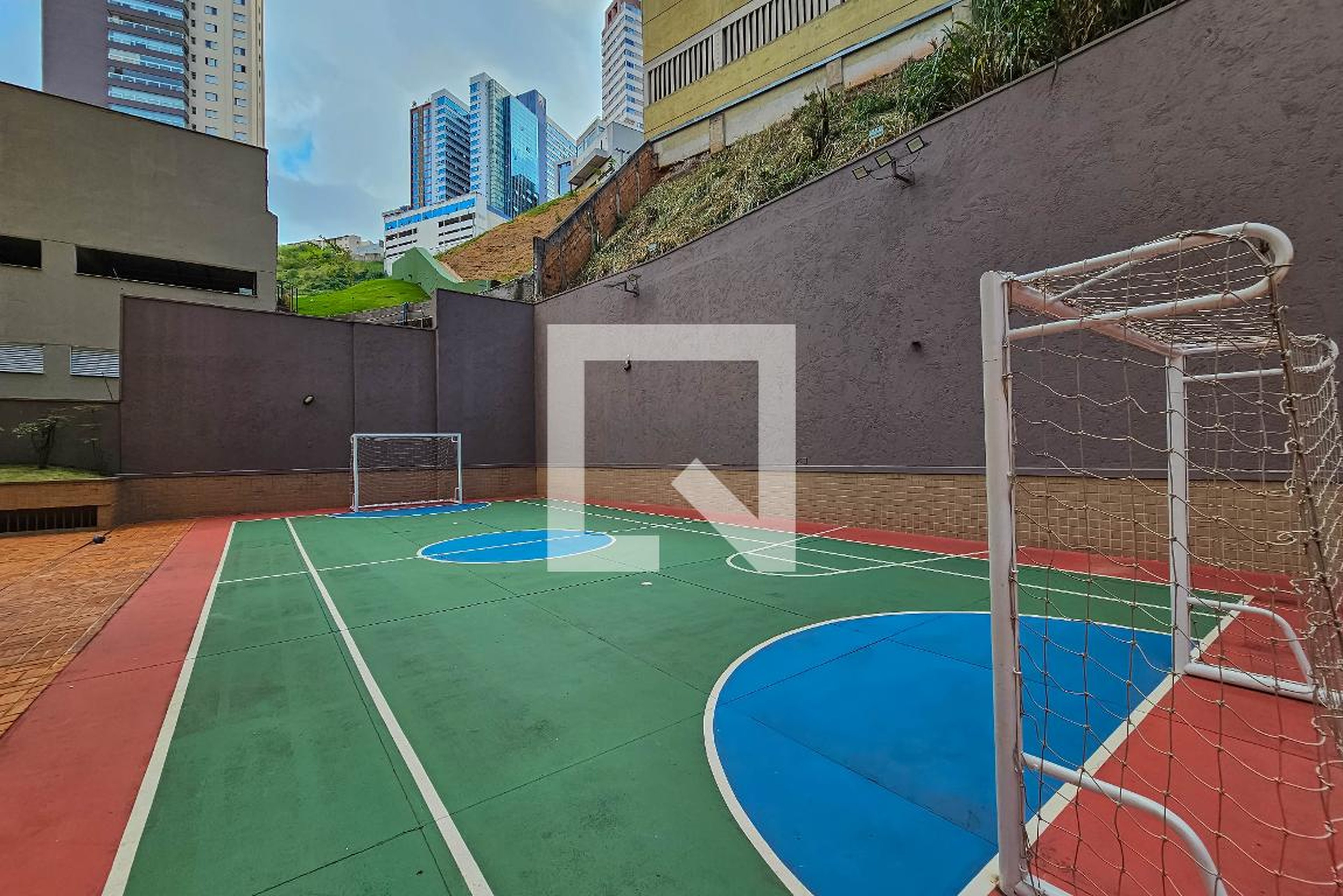 Quadra Esportiva Condomínio em Rua Júlia Nunes Guerra, 270