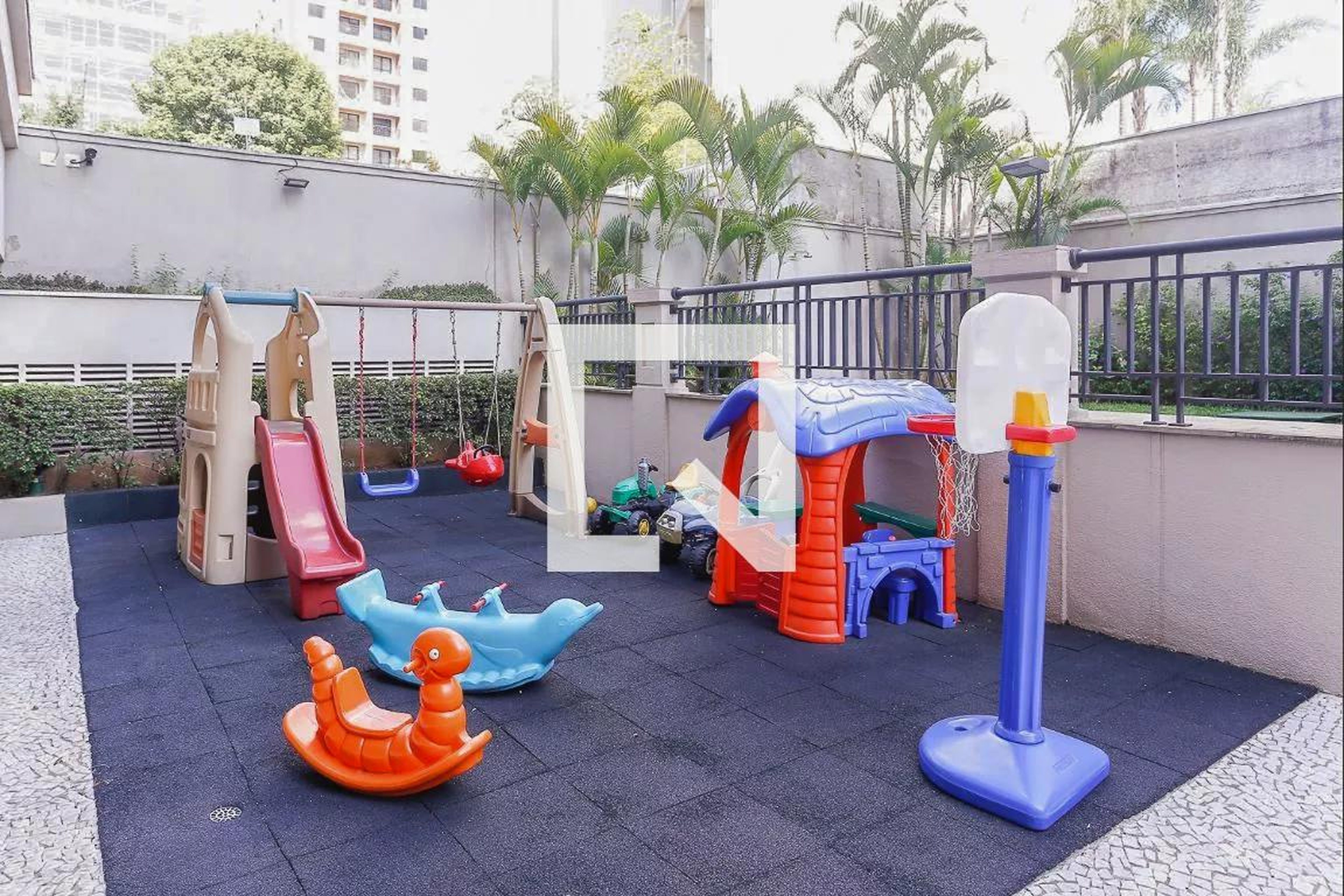 Playground - Persona Perdizes