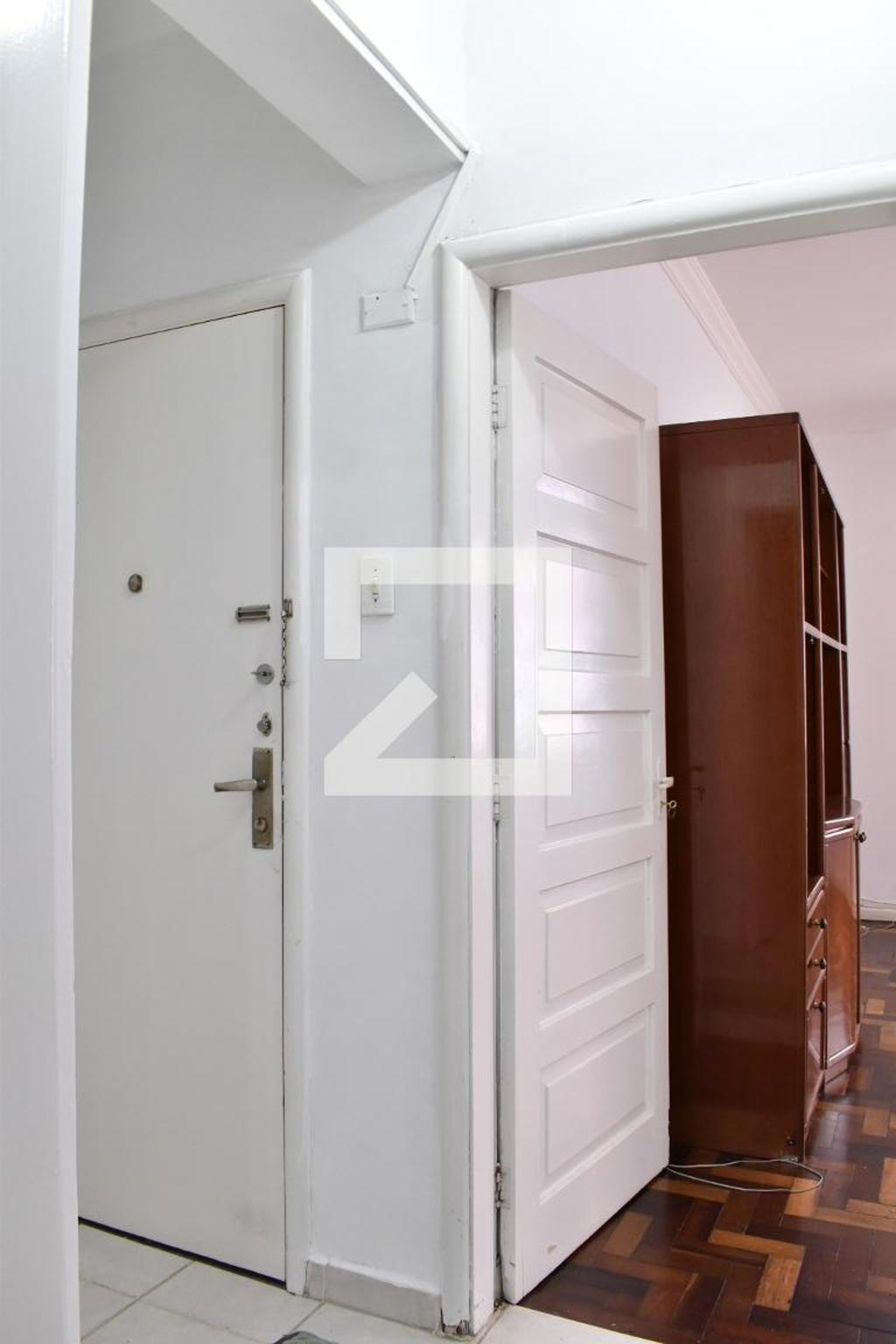 Entrada - Edifício Pinhais