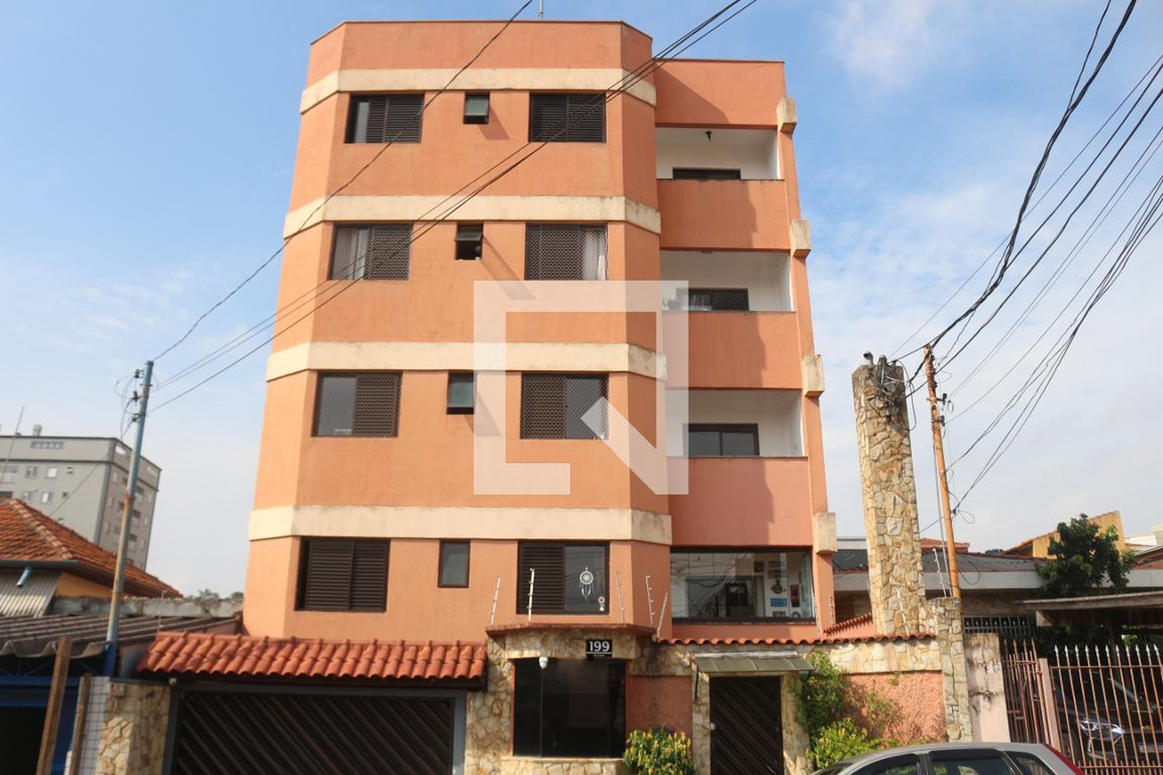 Fachada Condomínio Mansão das Pedras