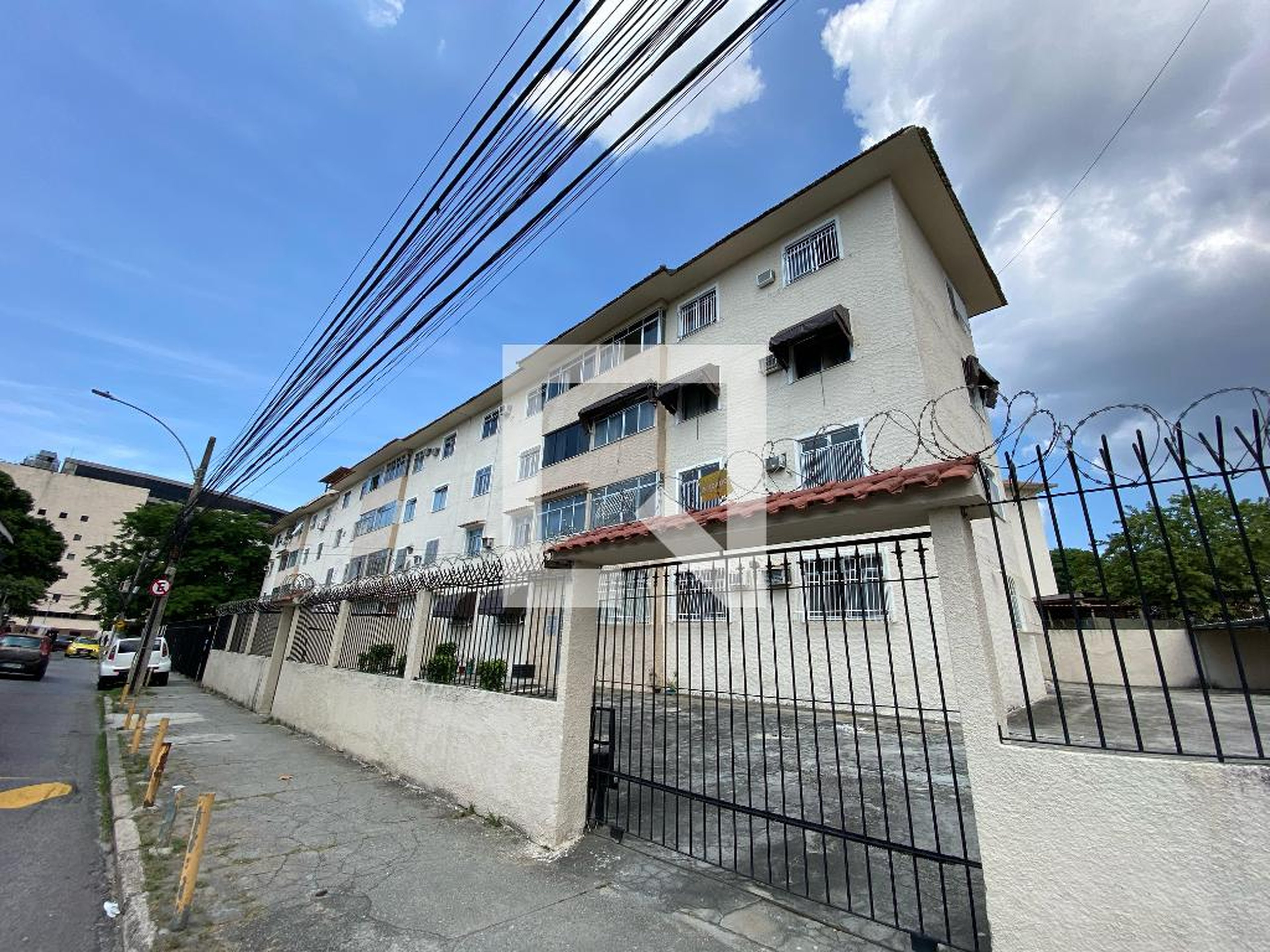 Fachada Condomínio em Avenida Segal, 91