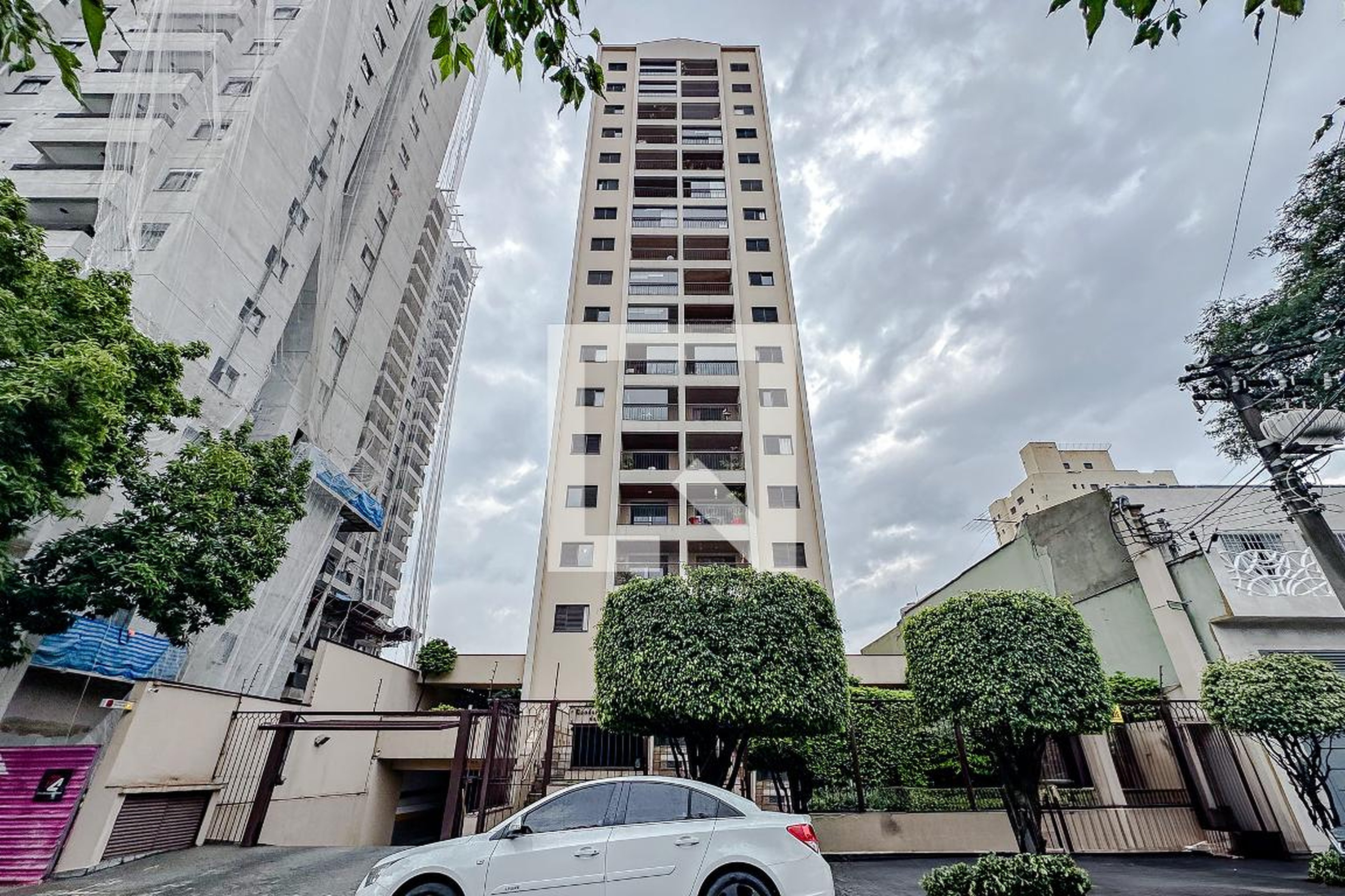 Fachada Condomínio Azaleias