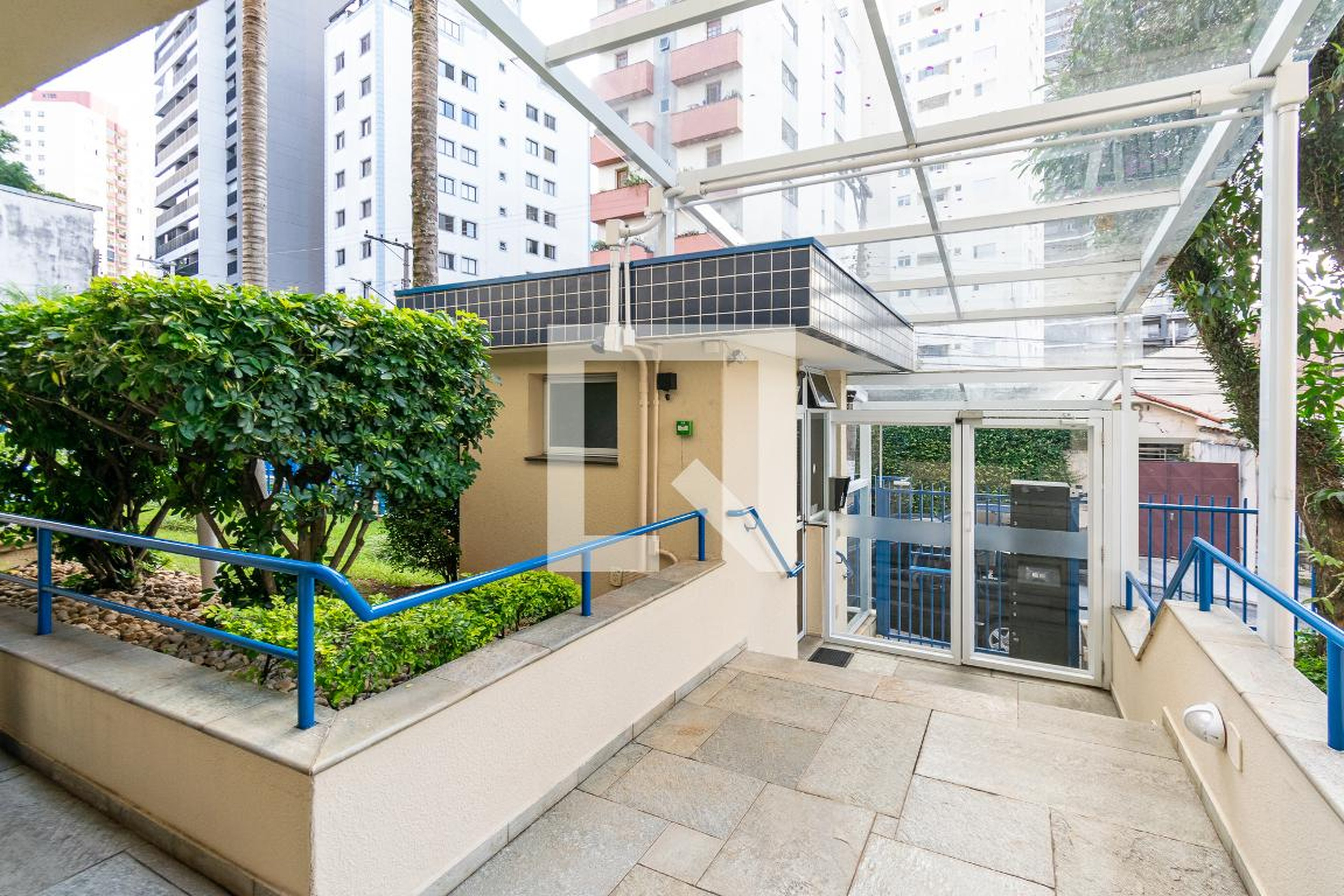 Entrada - Costa Azul