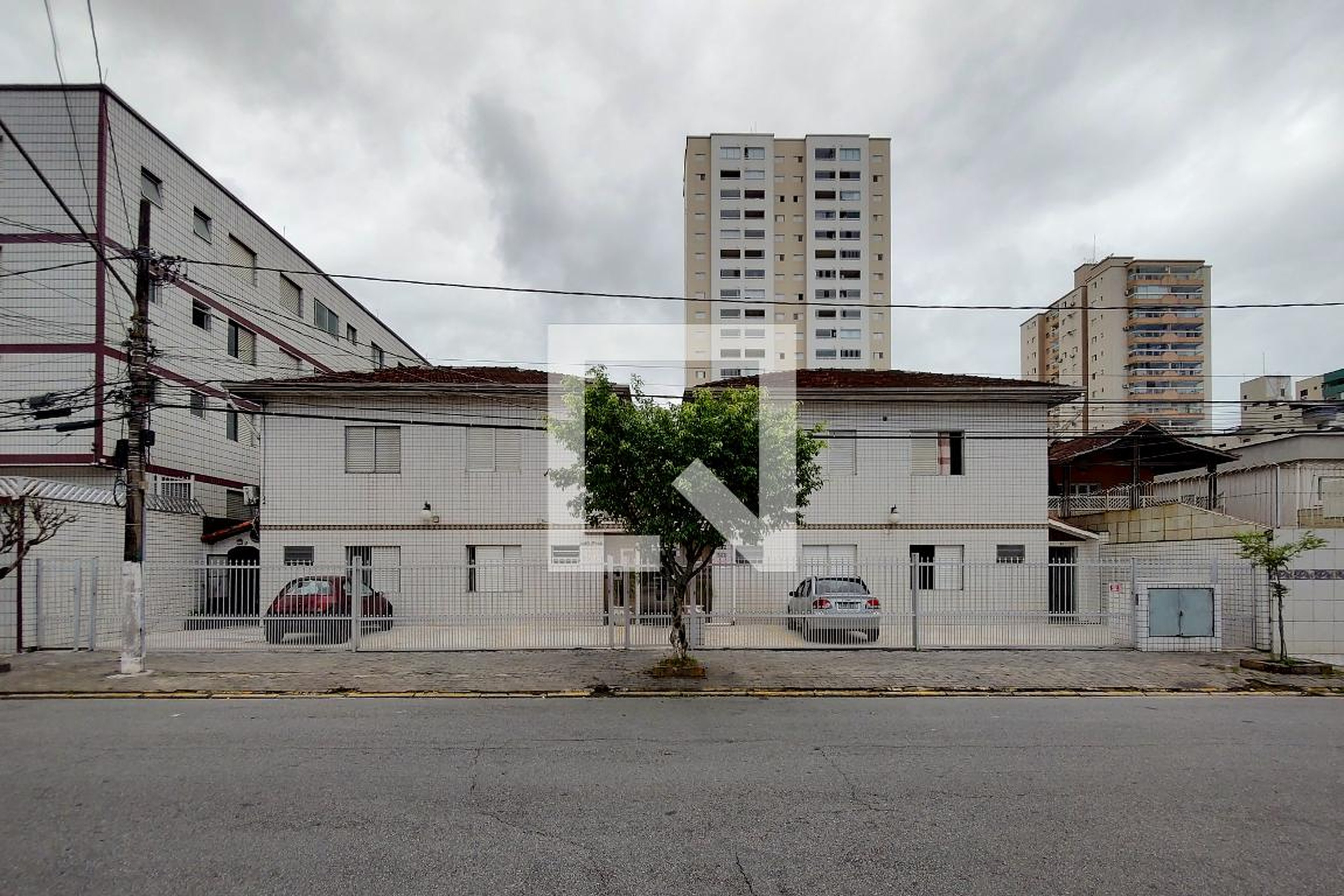 Fachada do Prédio Condomínio em Rua Carijós, 328