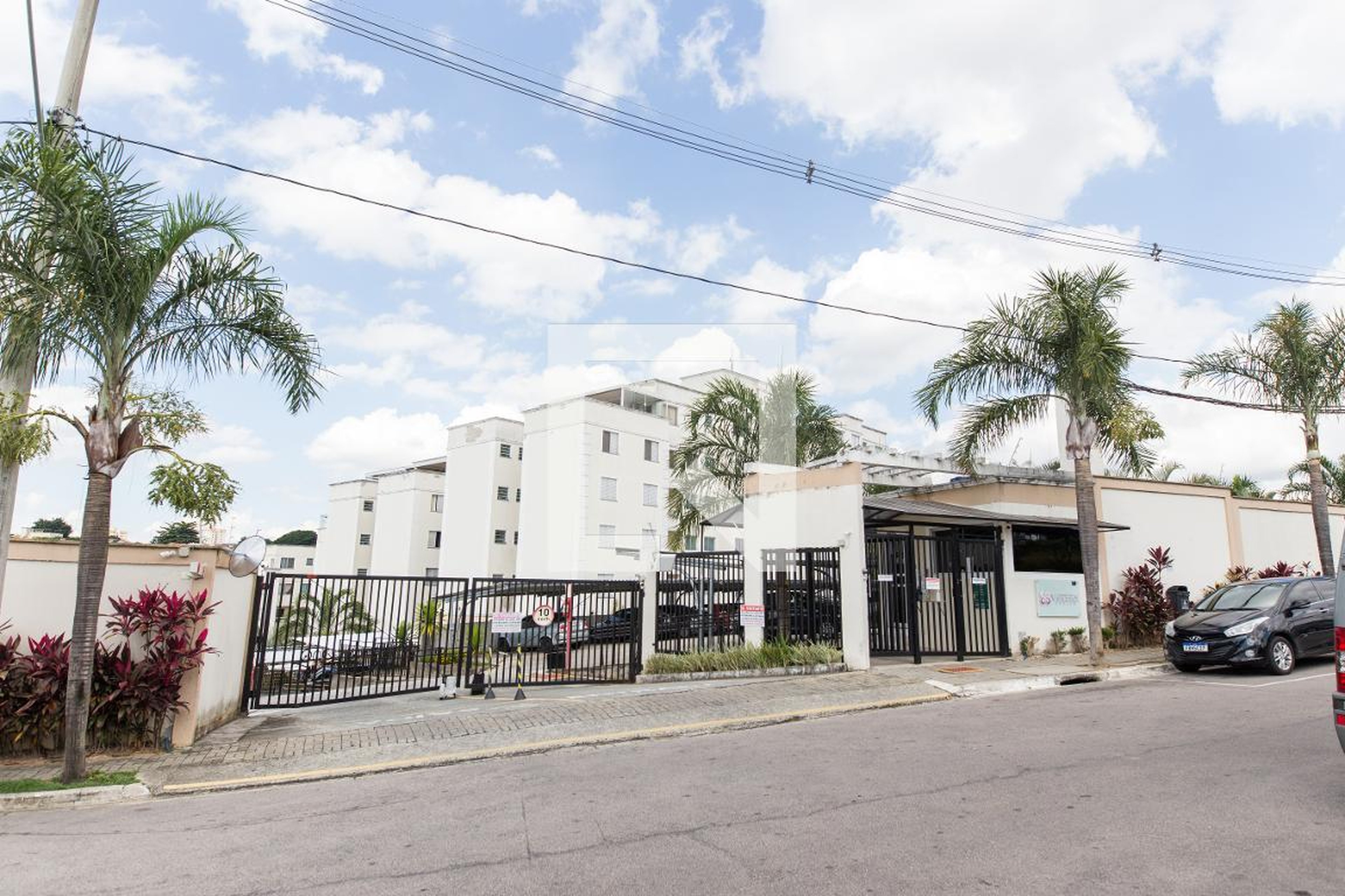Fachada Condomínio Spazio Campo das Violetas