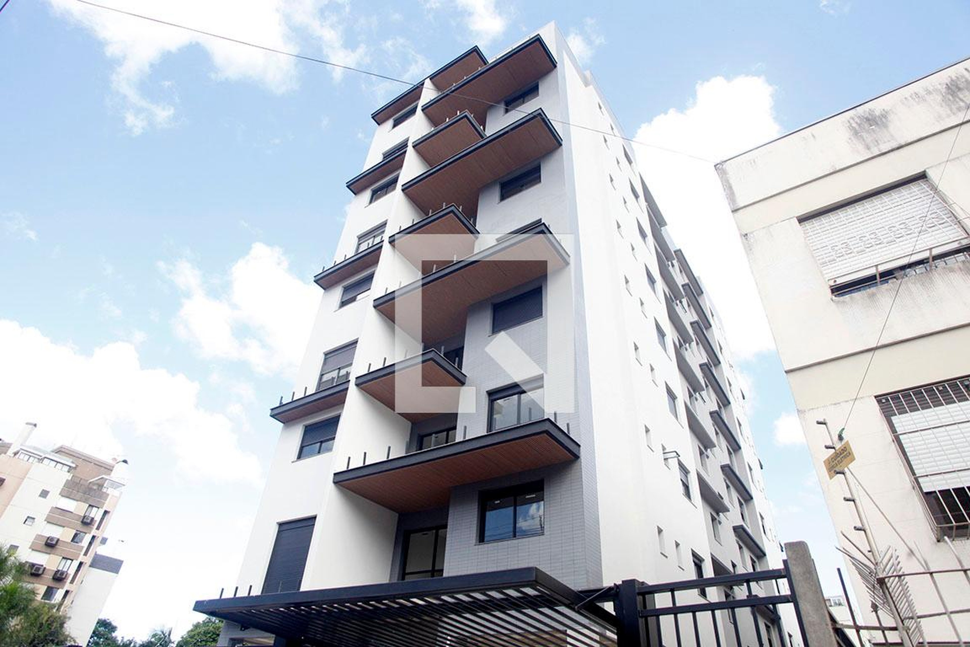 Fachada Condomínio em Avenida Coronel Lucas de Oliveira, 2465