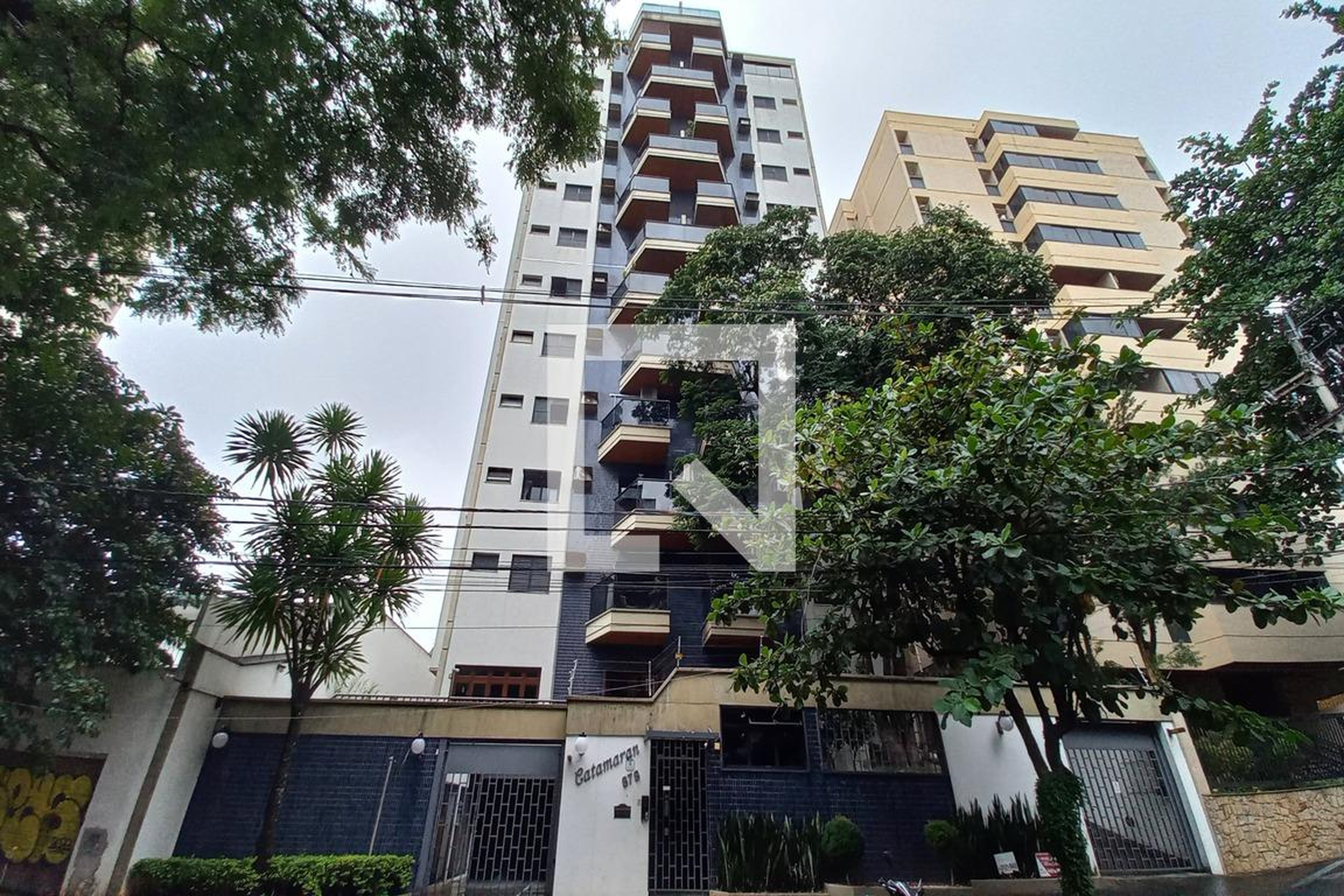 Fachada do Prédio Condomínio Catamaran