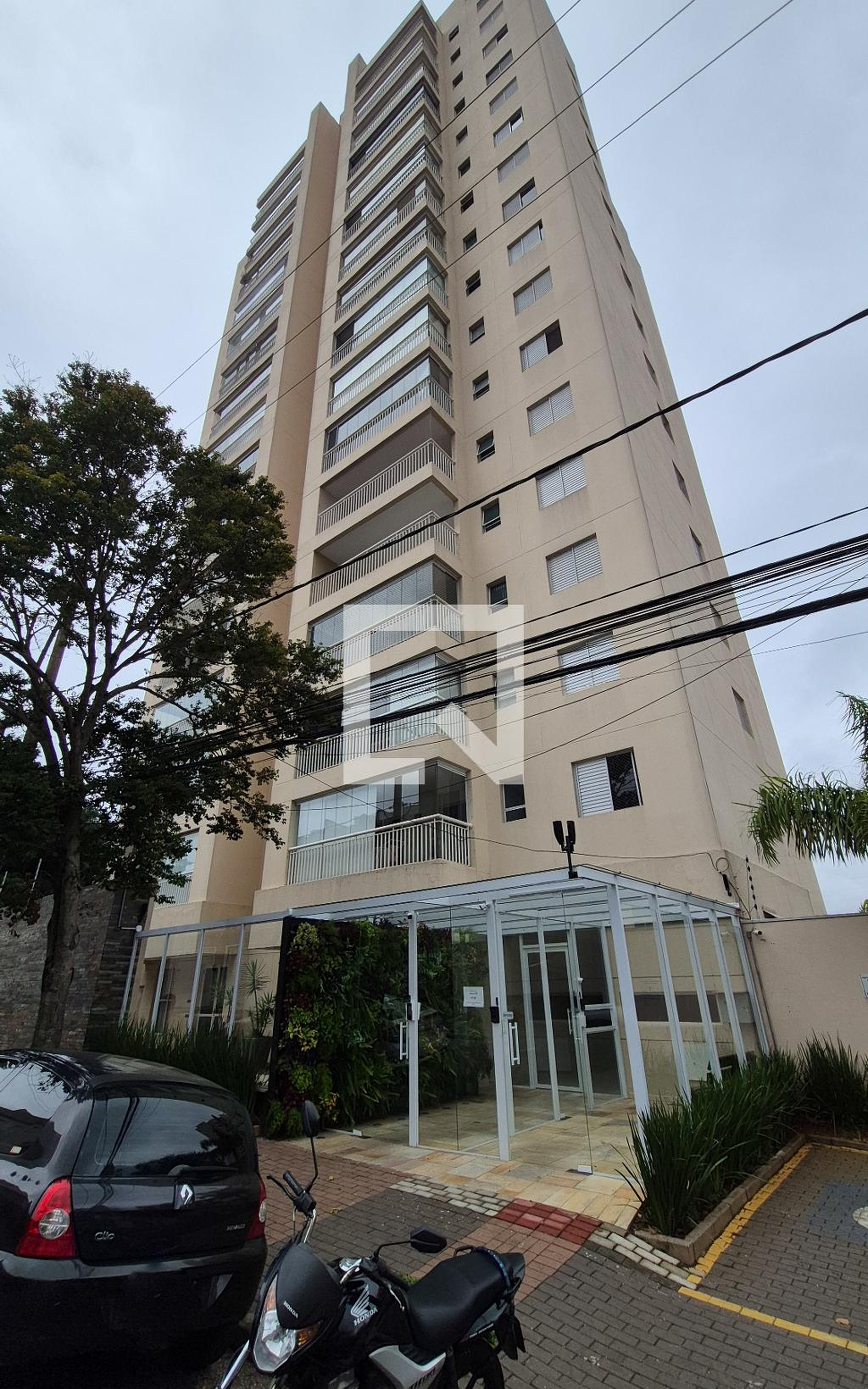 Fachada Condomínio Praça Jardim