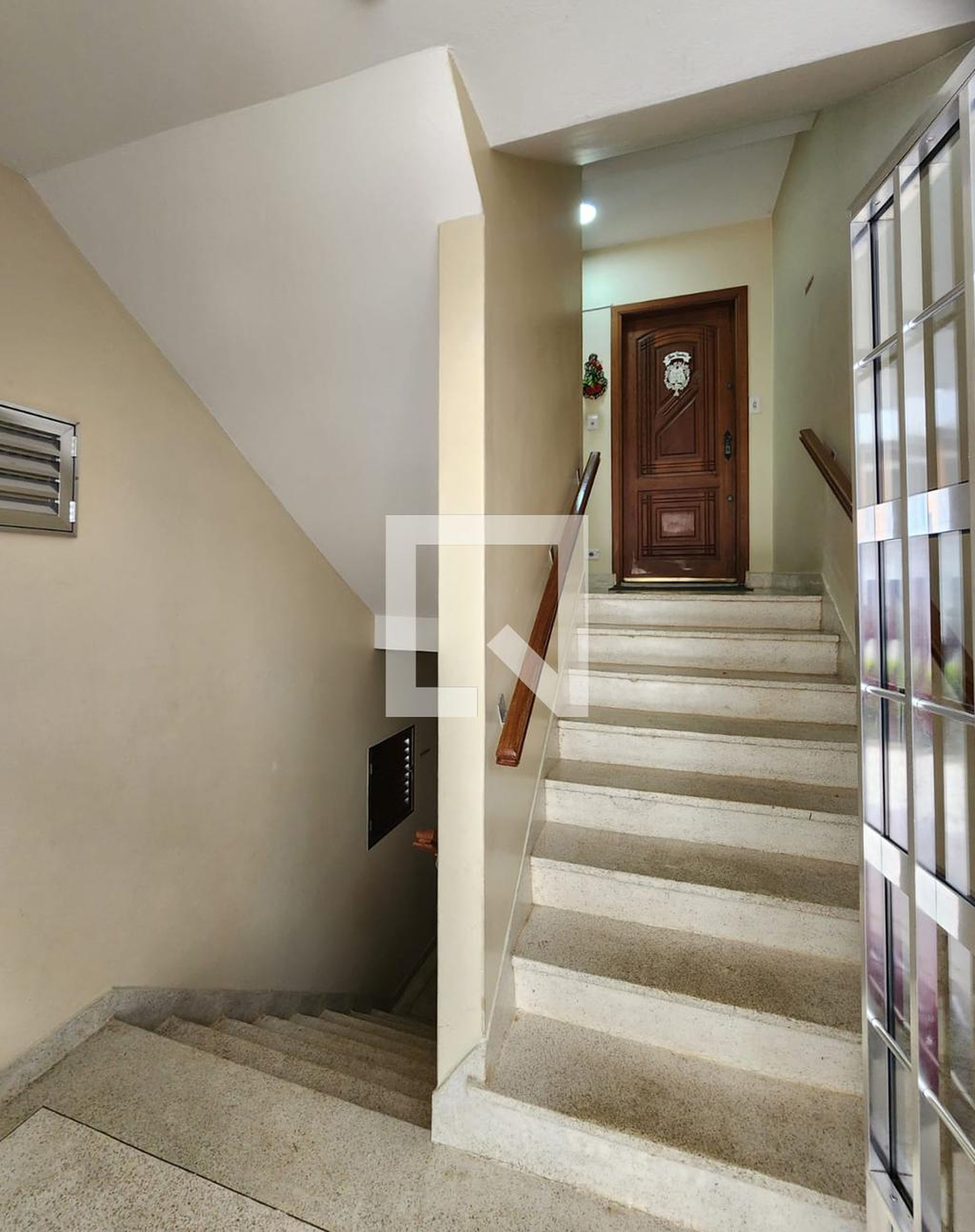 Área comum - Santa Isabel