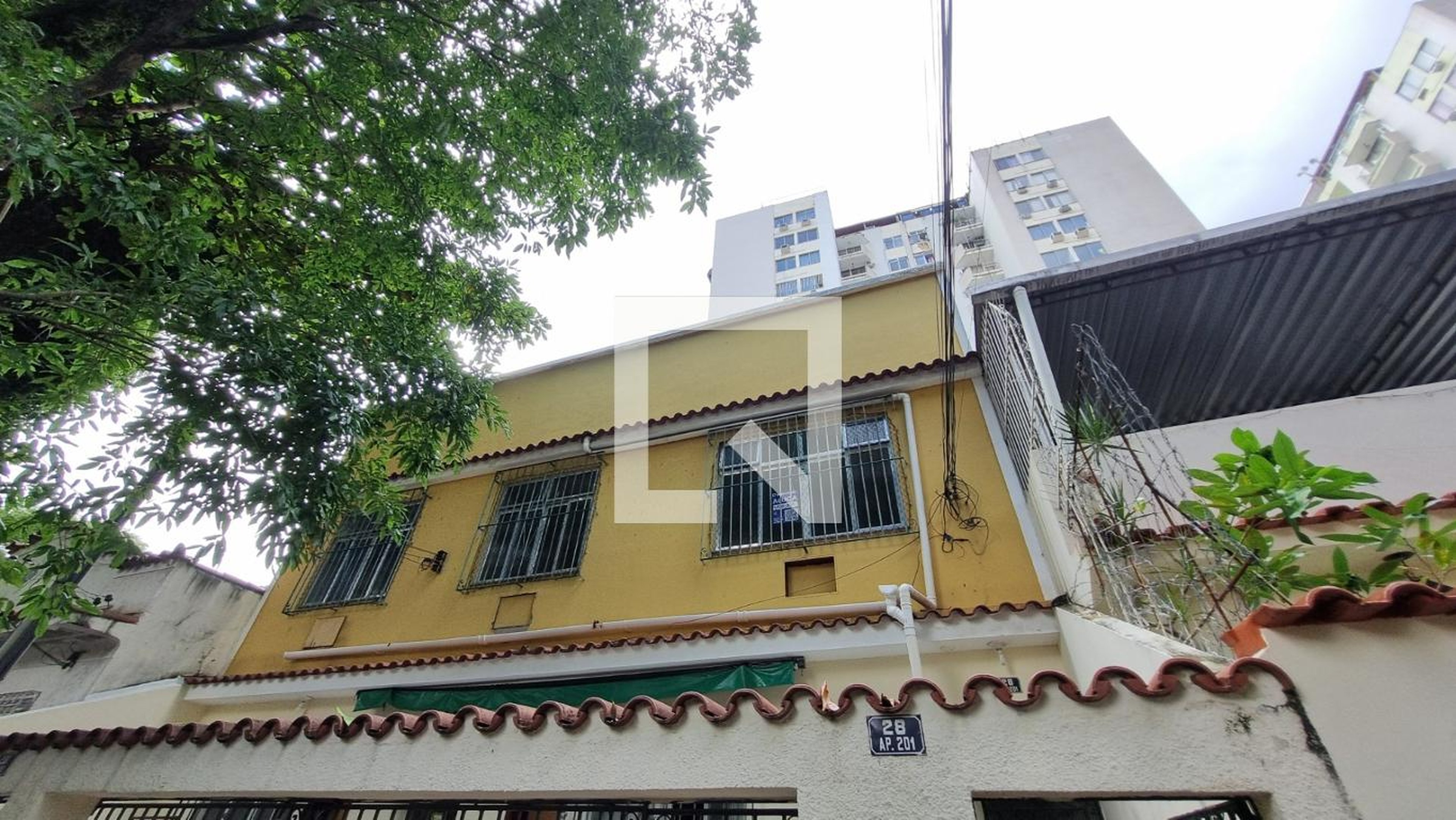 Fachada Condomínio em Rua Guamerim, 28