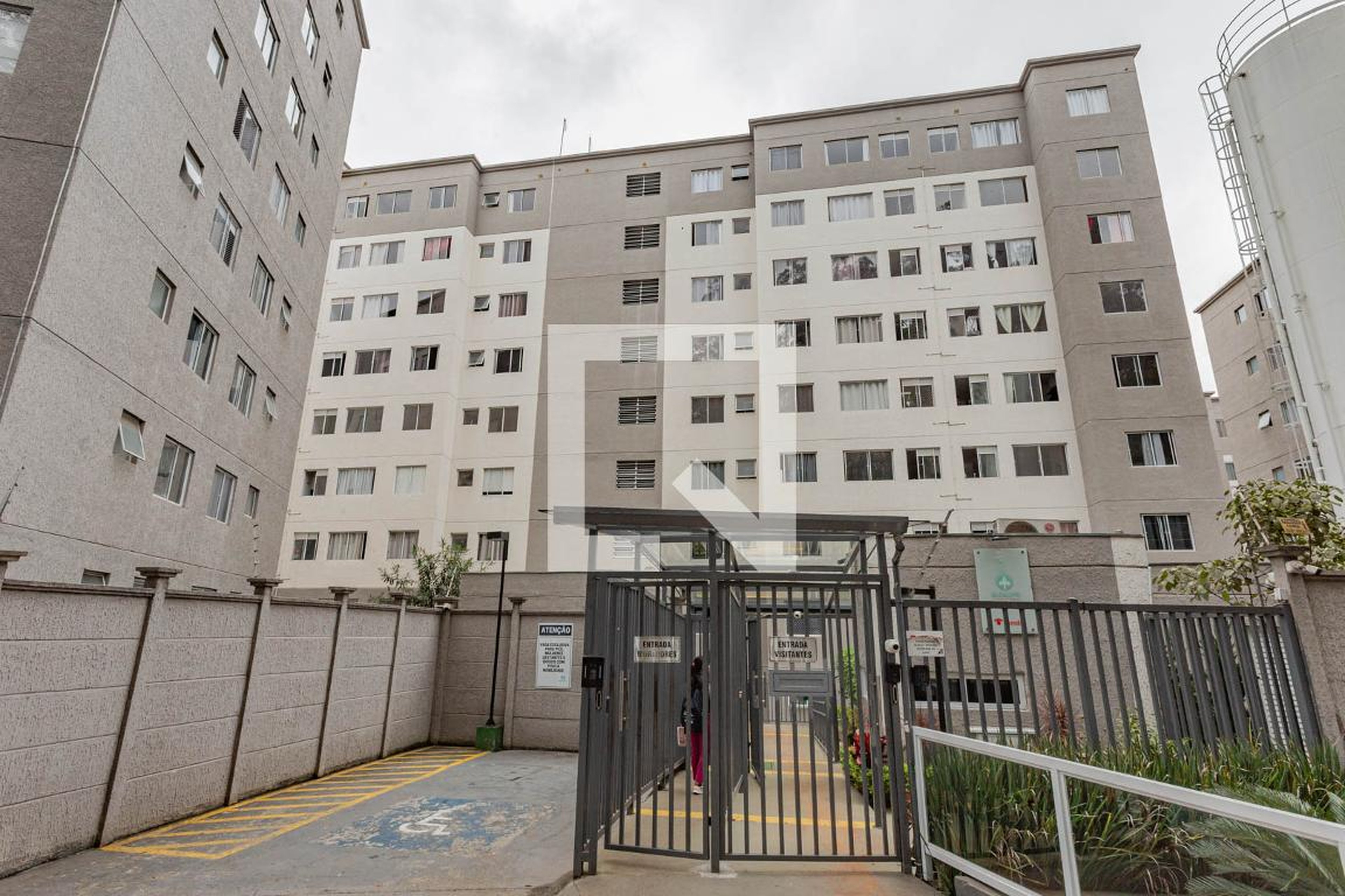 Fachada Condomínio em Avenida dos Ourives, 700