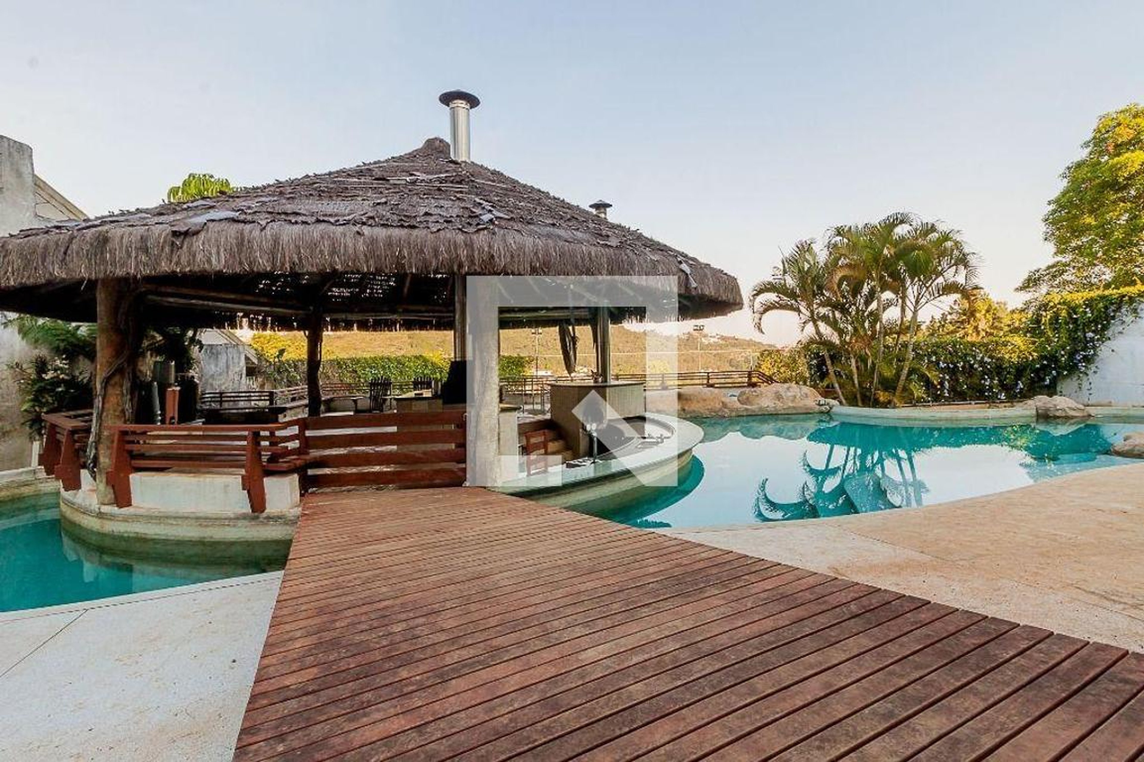 Piscina - RESIDENCIAL ALPHAVILLE 10