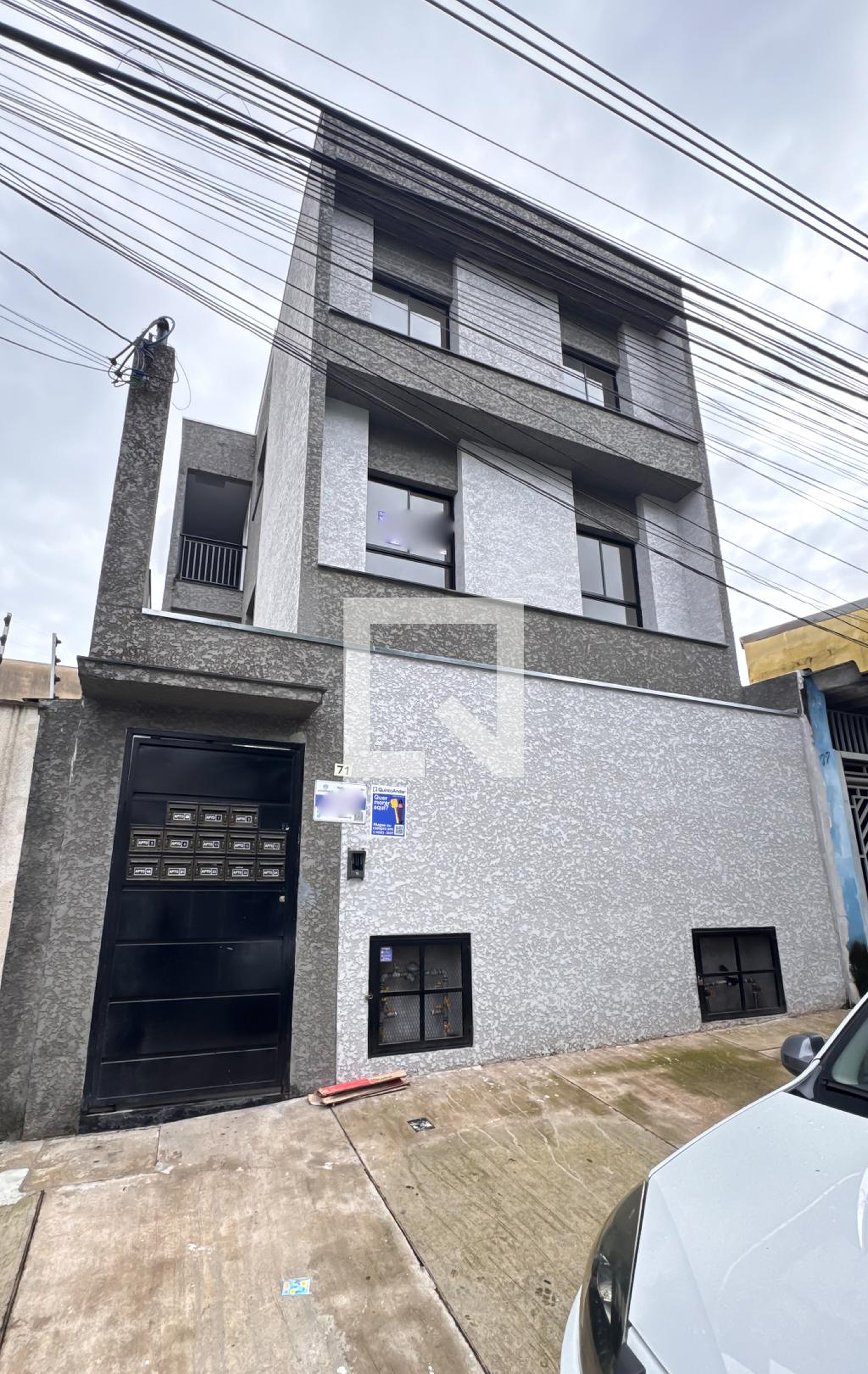 Fachada do Condomínio Residencial Leão