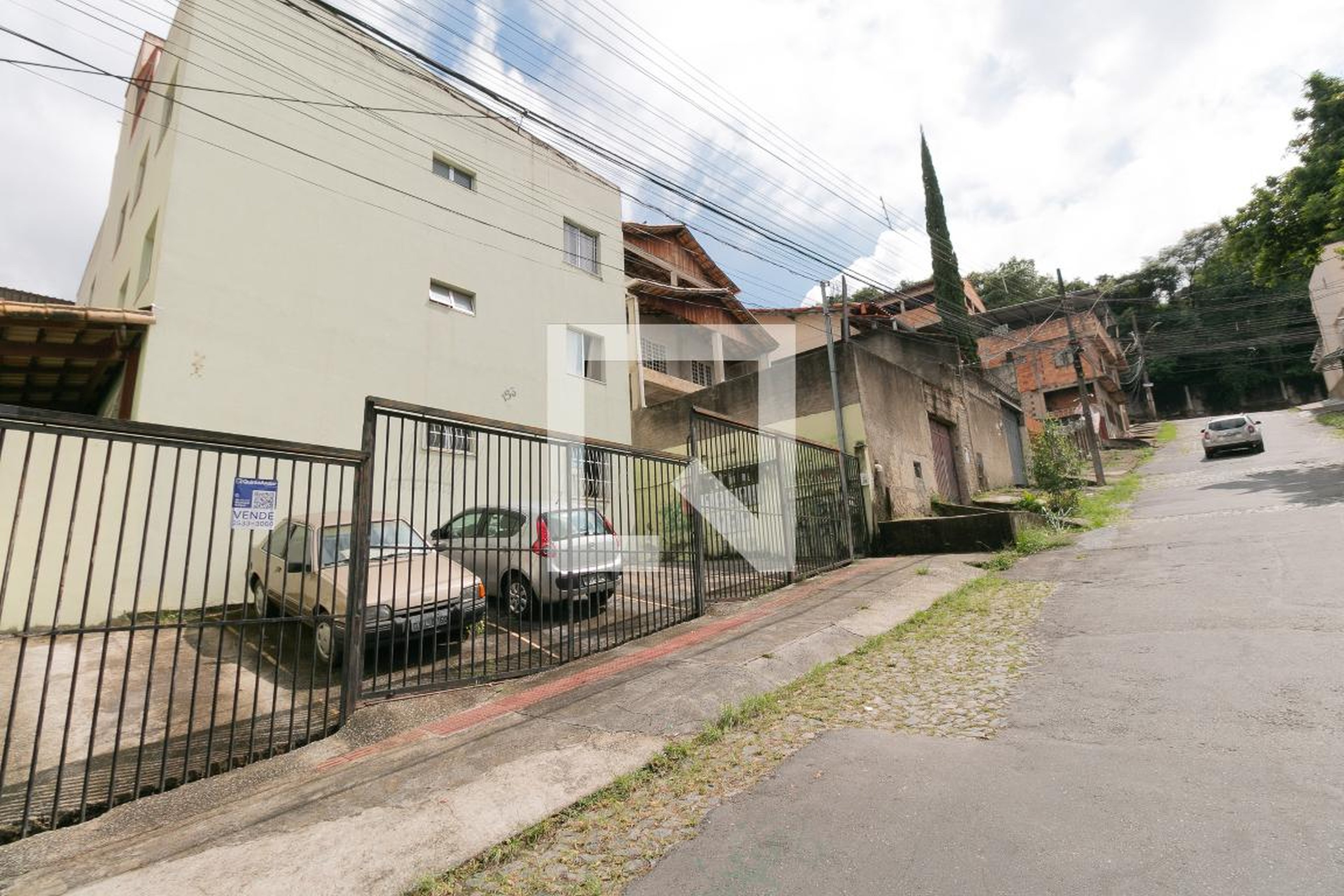 Fachada Condomínio em Rua Expedicionário Sebastião Píres, 193