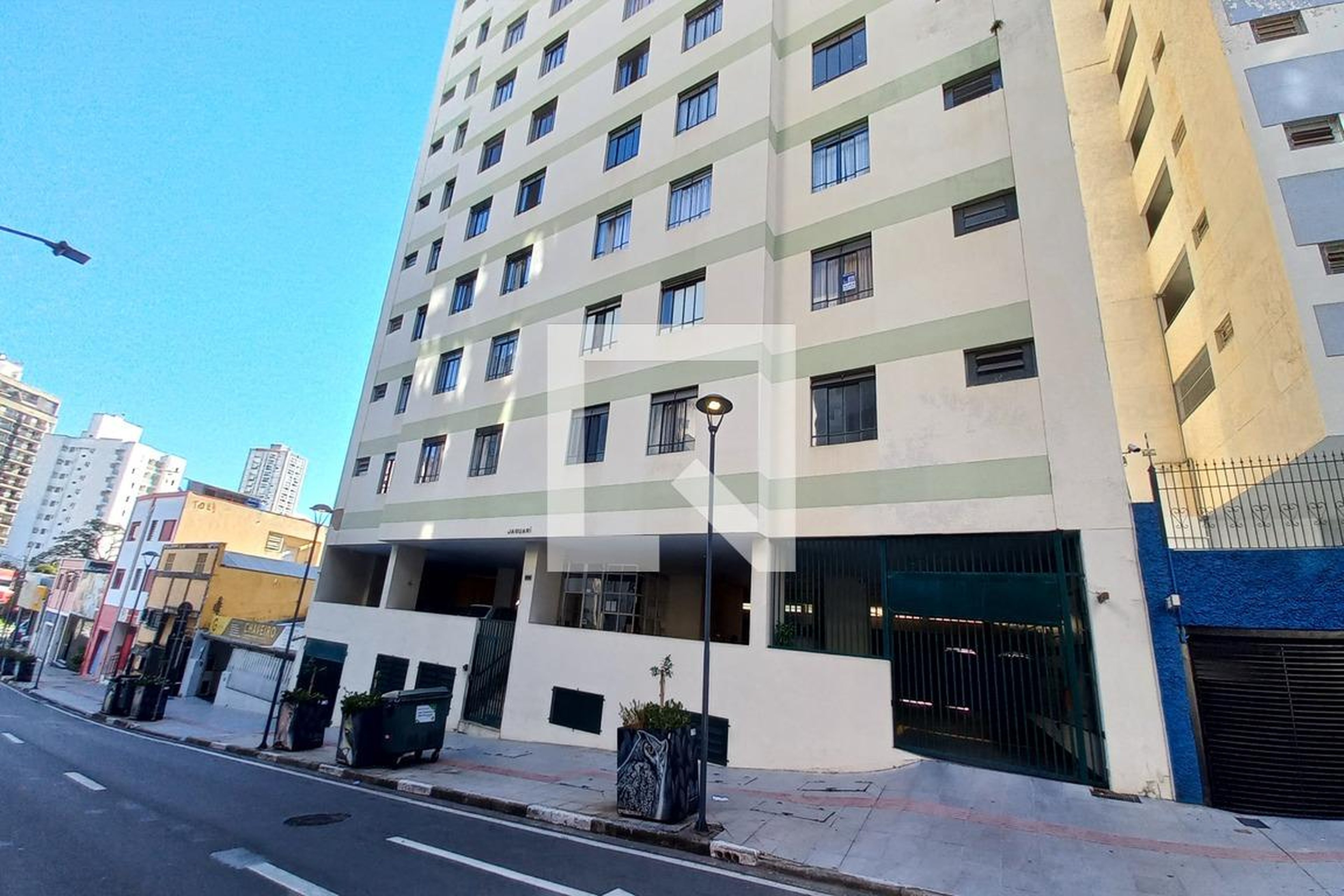 Fachada do Prédio Condomínio em Avenida Francisco Glicério, 1730
