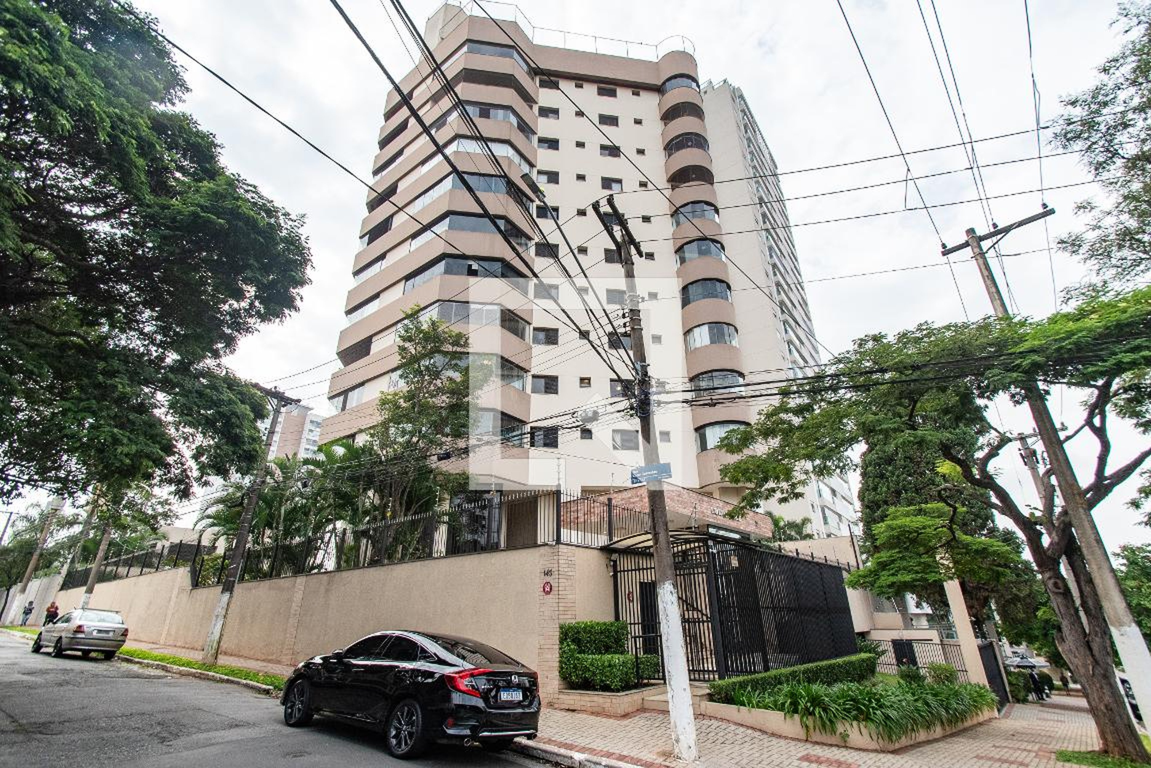 Fachada Condomínio CEDeauville