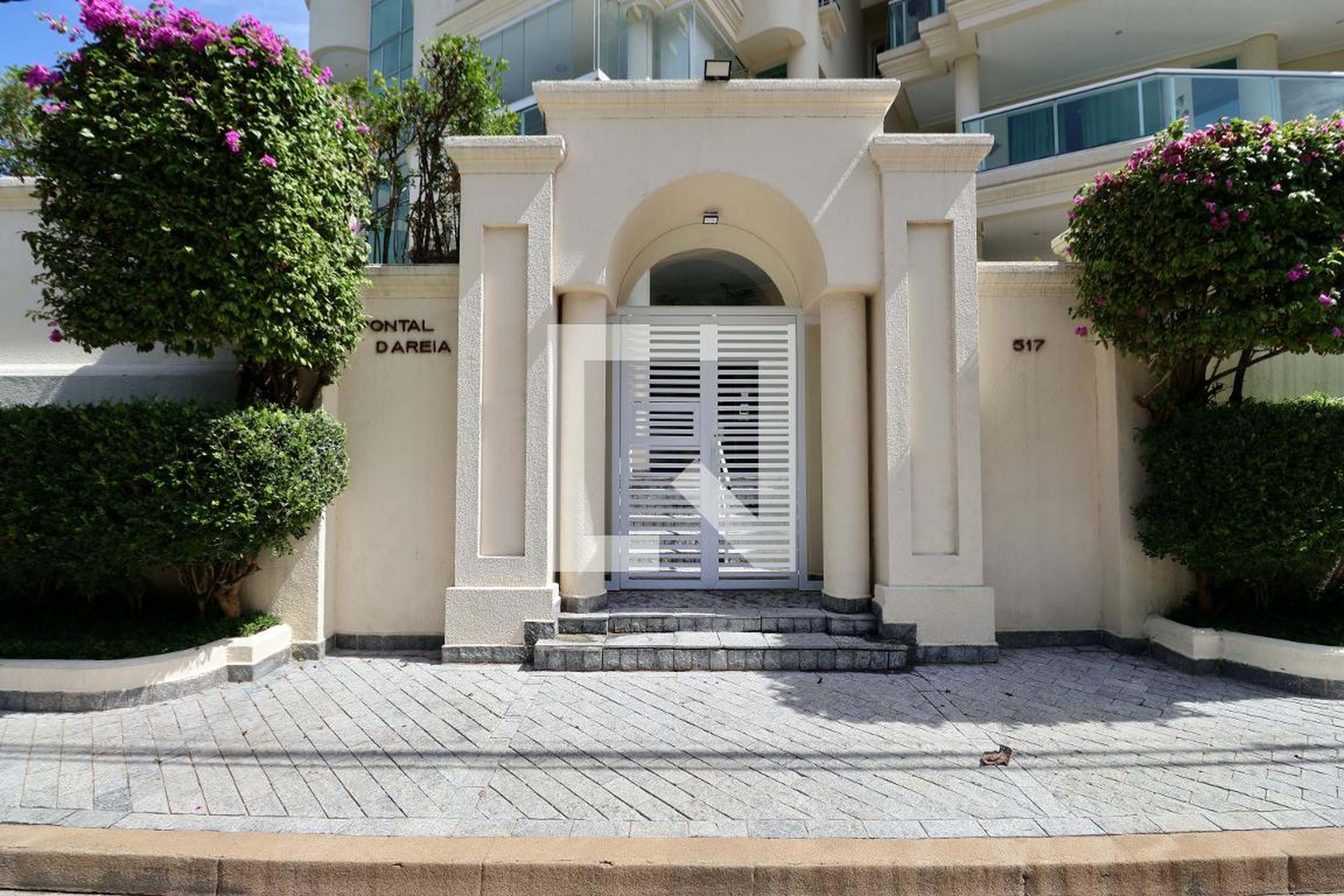 Fachada Condomínio Pontal Dareia