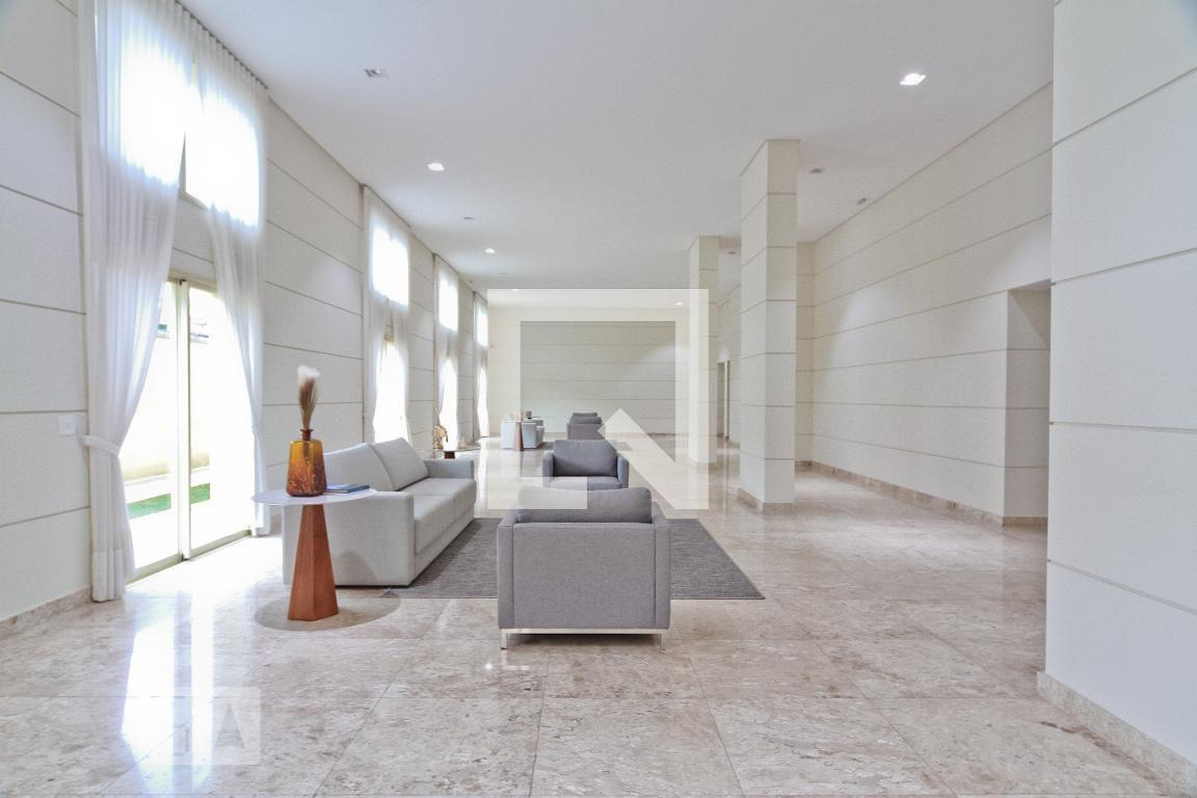 Hall - FAO Building: Piazza San Tommaso - Santana