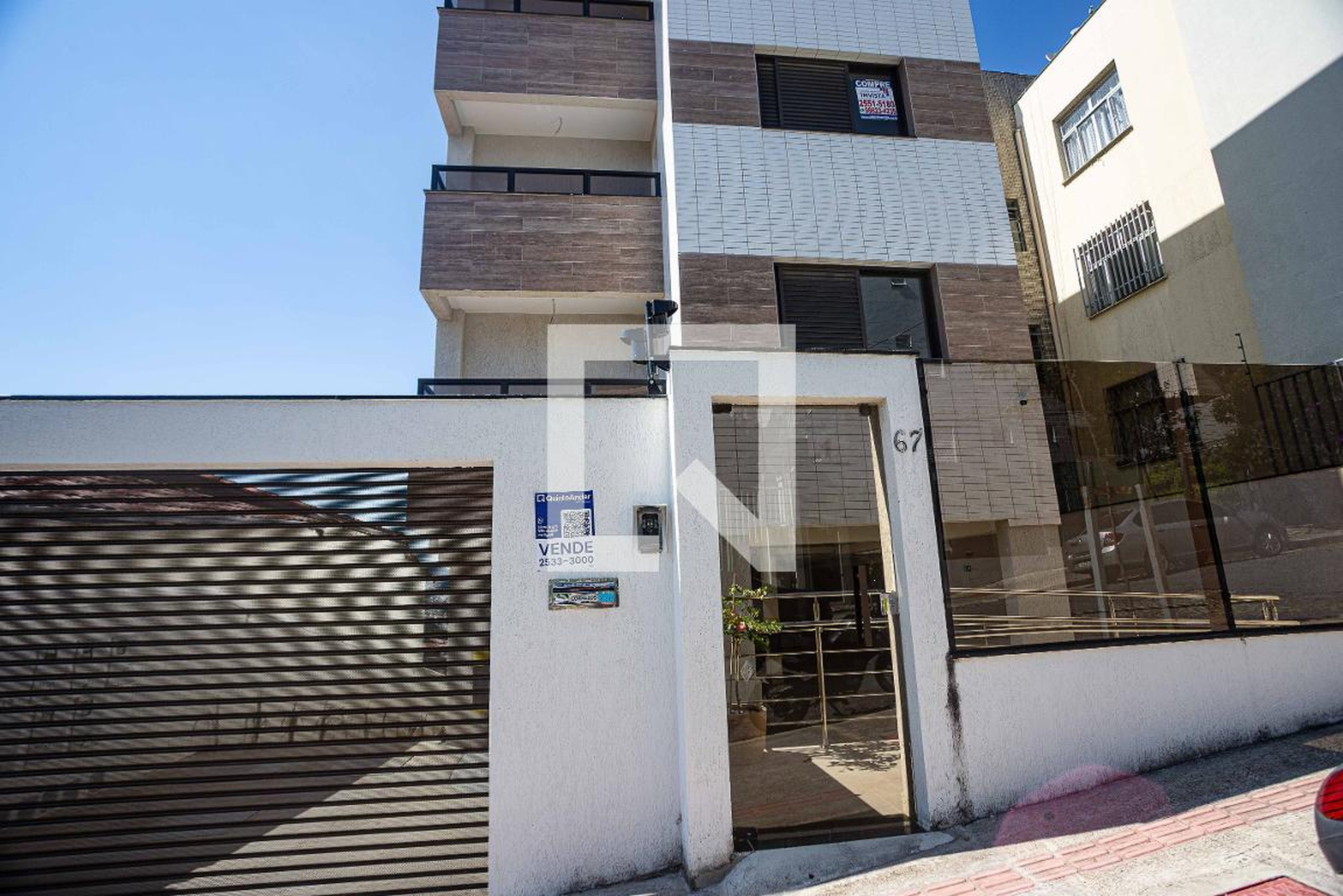 Fachada Condomínio em Rua Lourival Pinto Coelho, 67