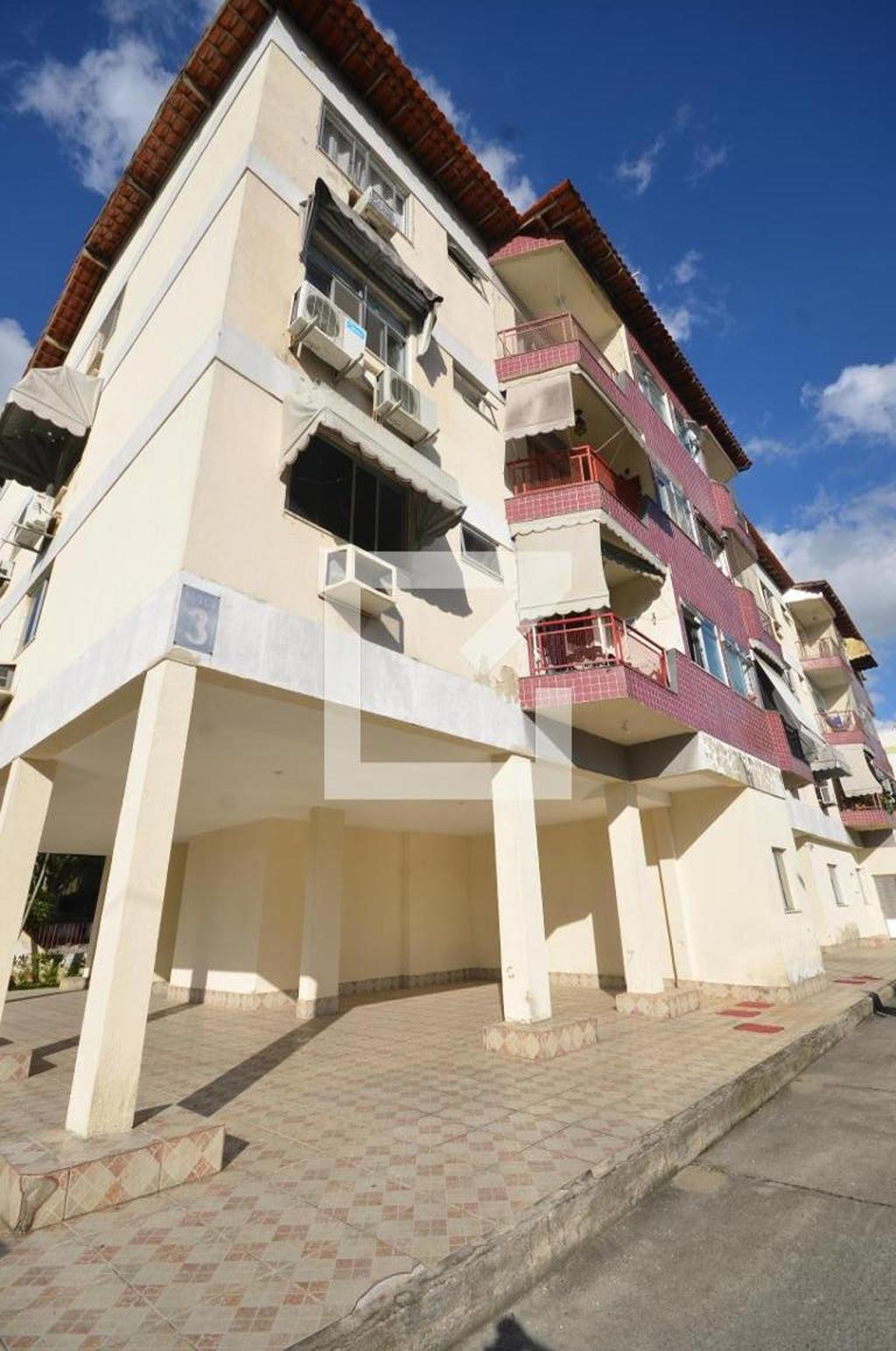 Fachada Condomínio Vilage Sulaca