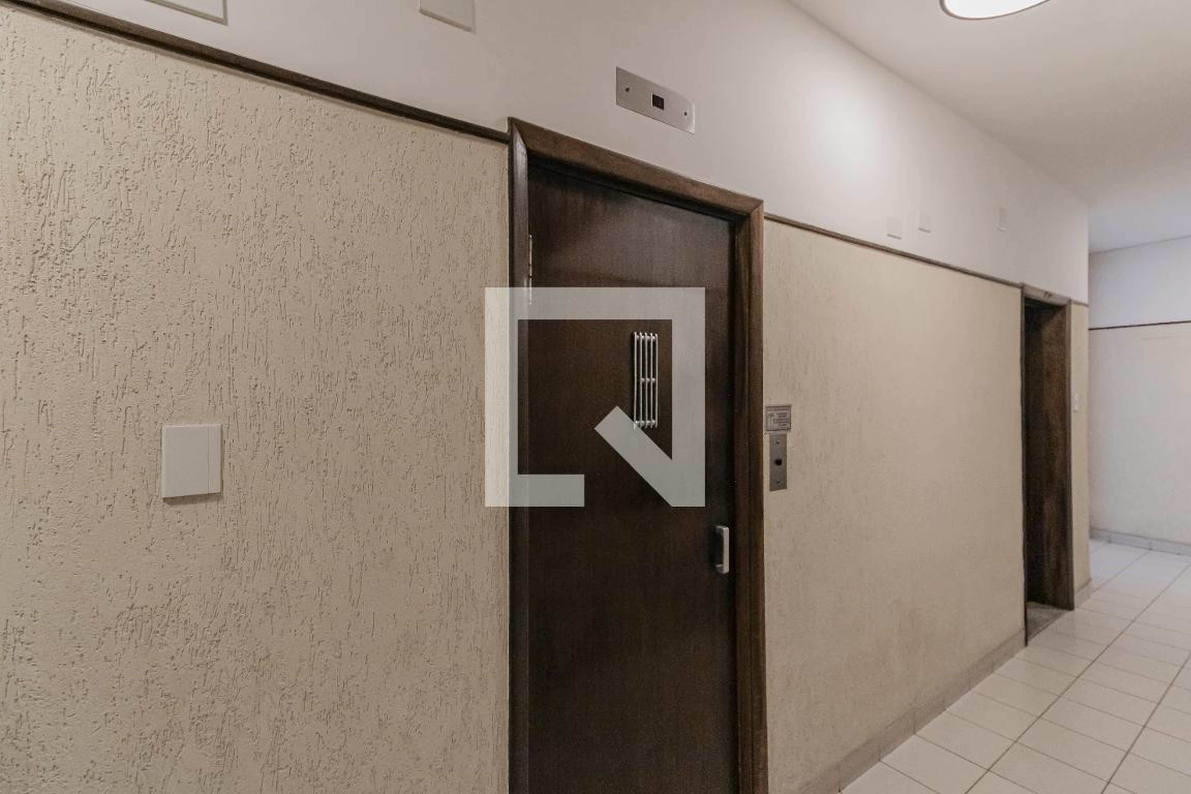 Elevador - ômino Itaipava