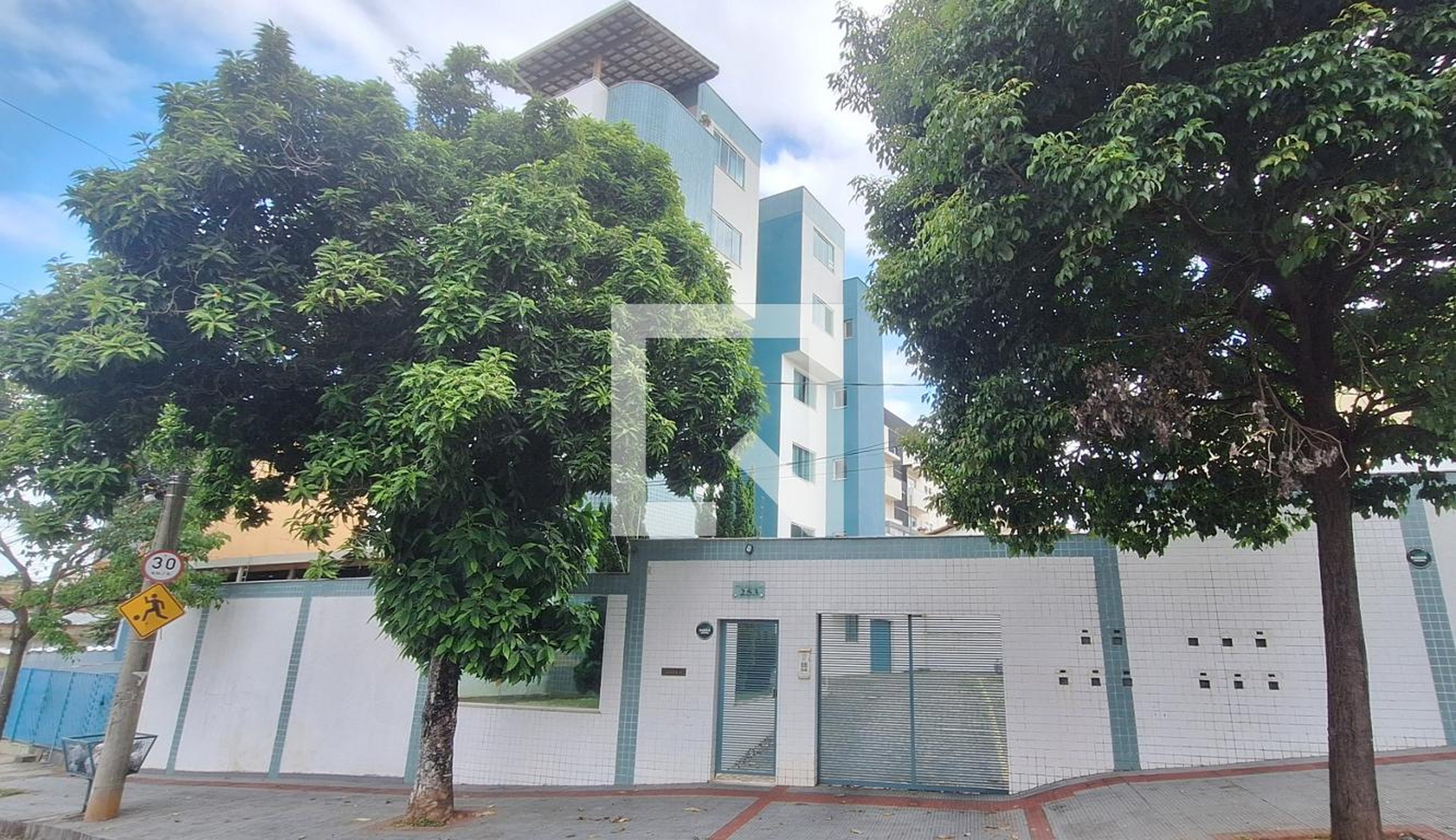 Fachada Condomínio em Avenida Presidente, 253