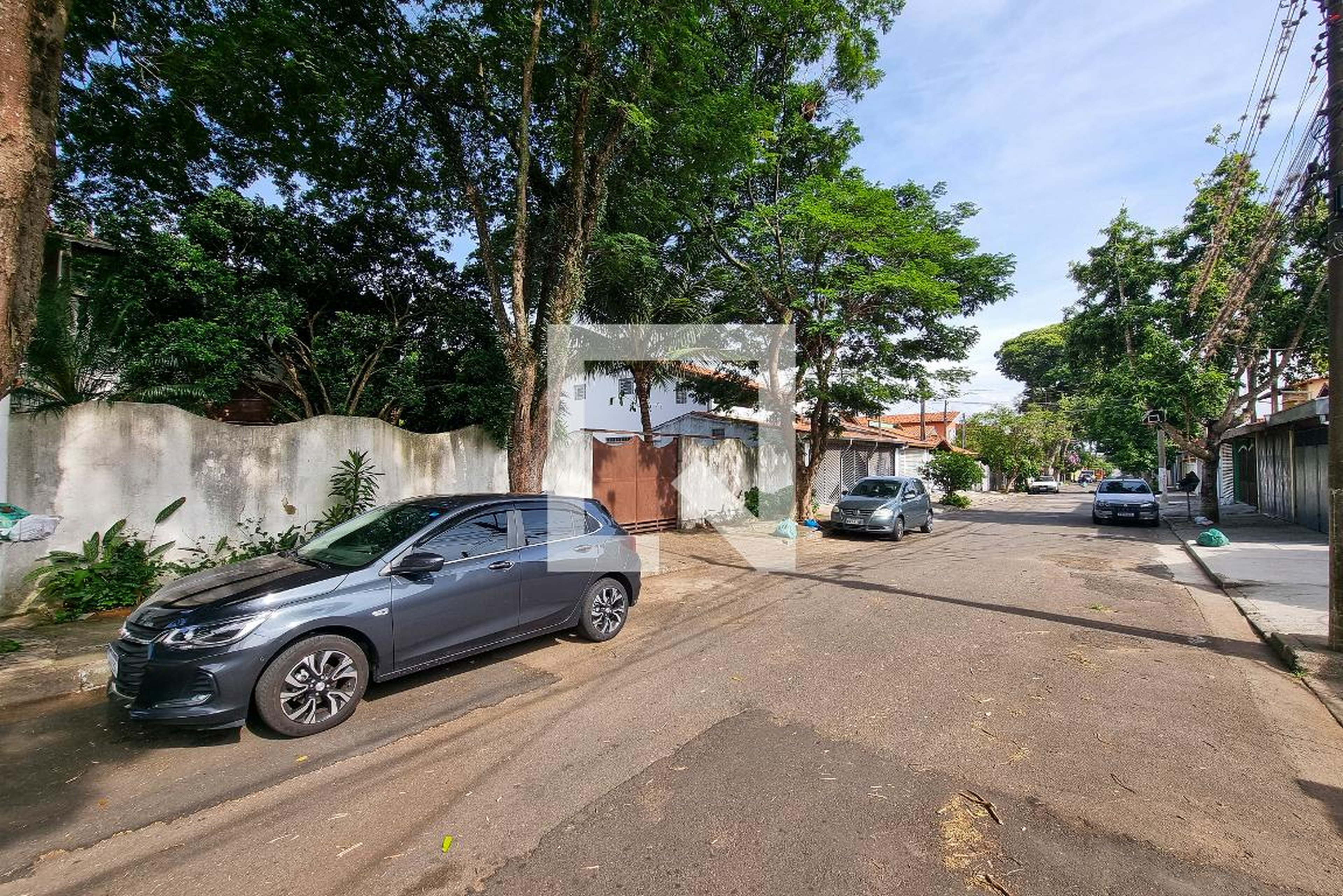 Fachada Condomínio em Rua Ibiuna, 344