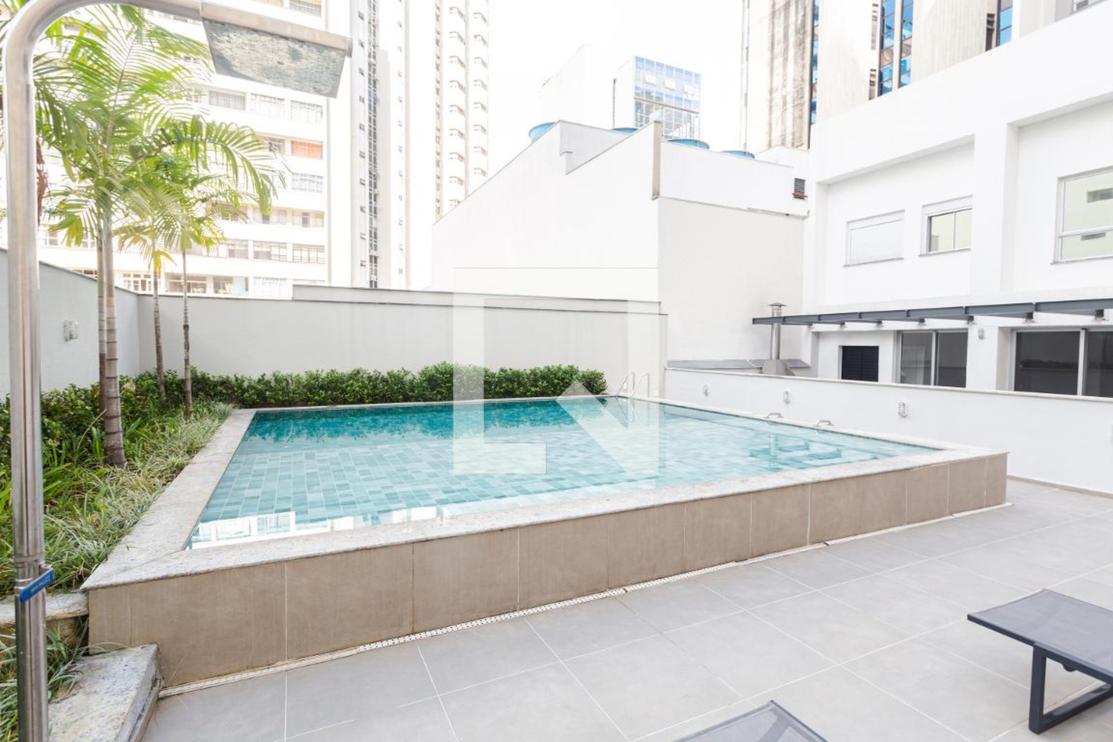 Área da Piscina - Metropolis