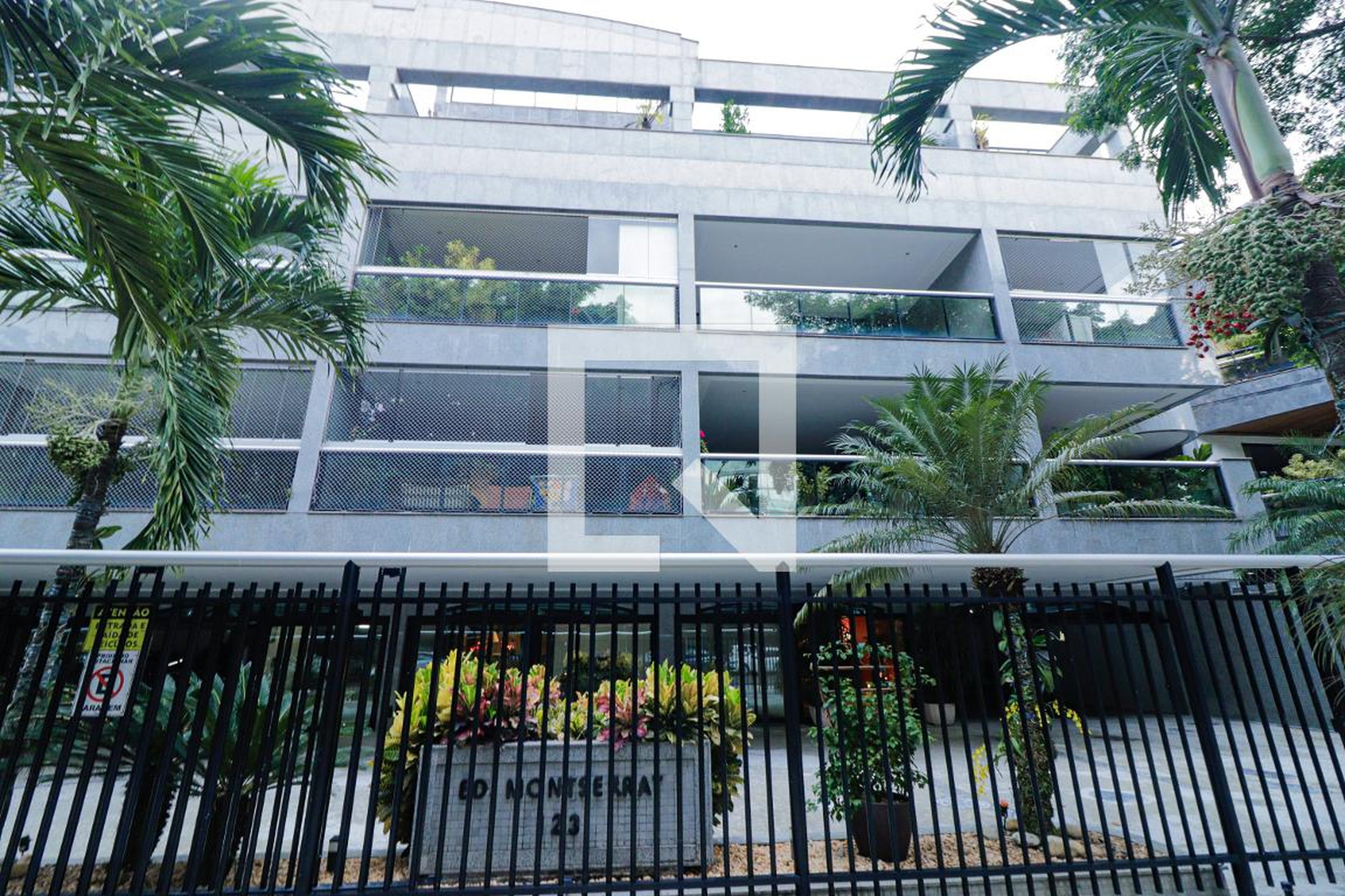 Fachada Condomínio Montserrat