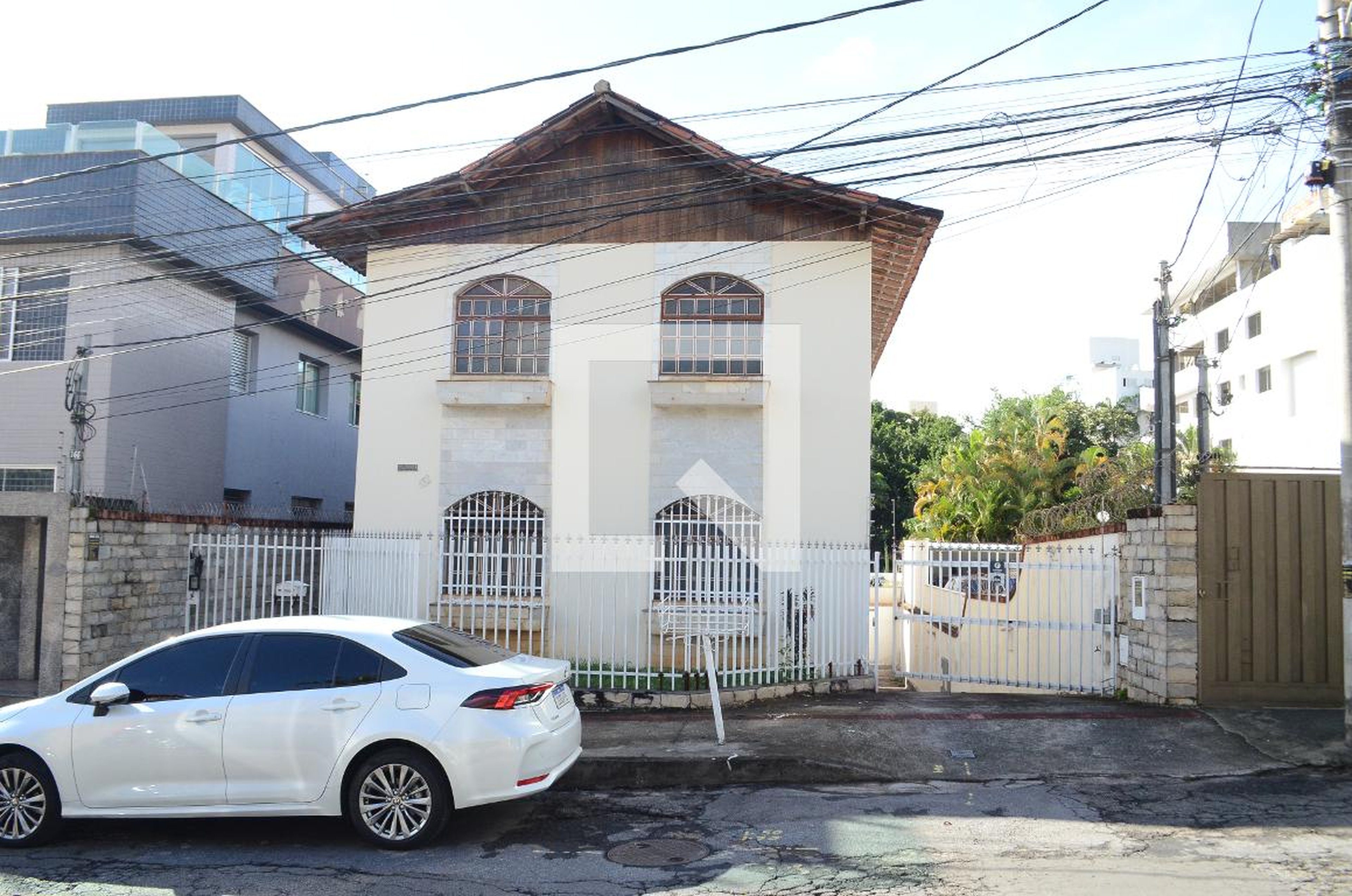 Fachada do Prédio Condomínio em Rua Major Americano de Souza, 132