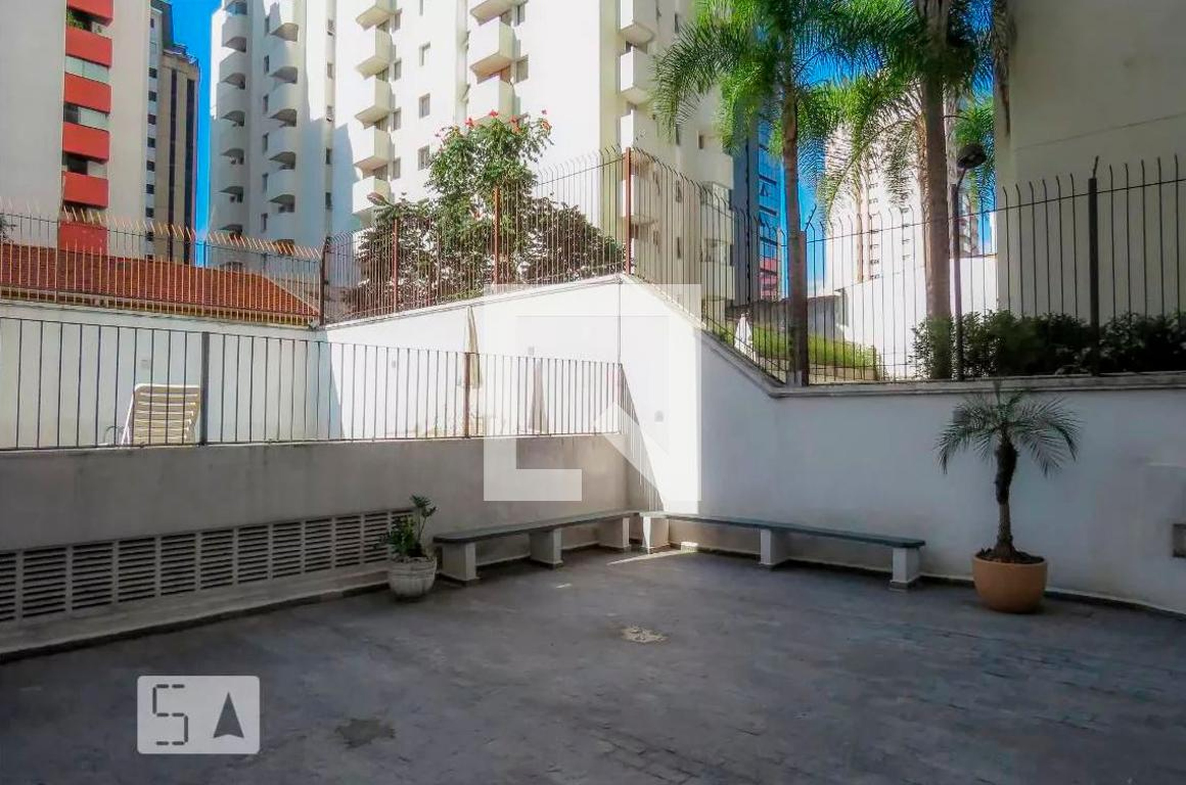 Área comum - Mirela