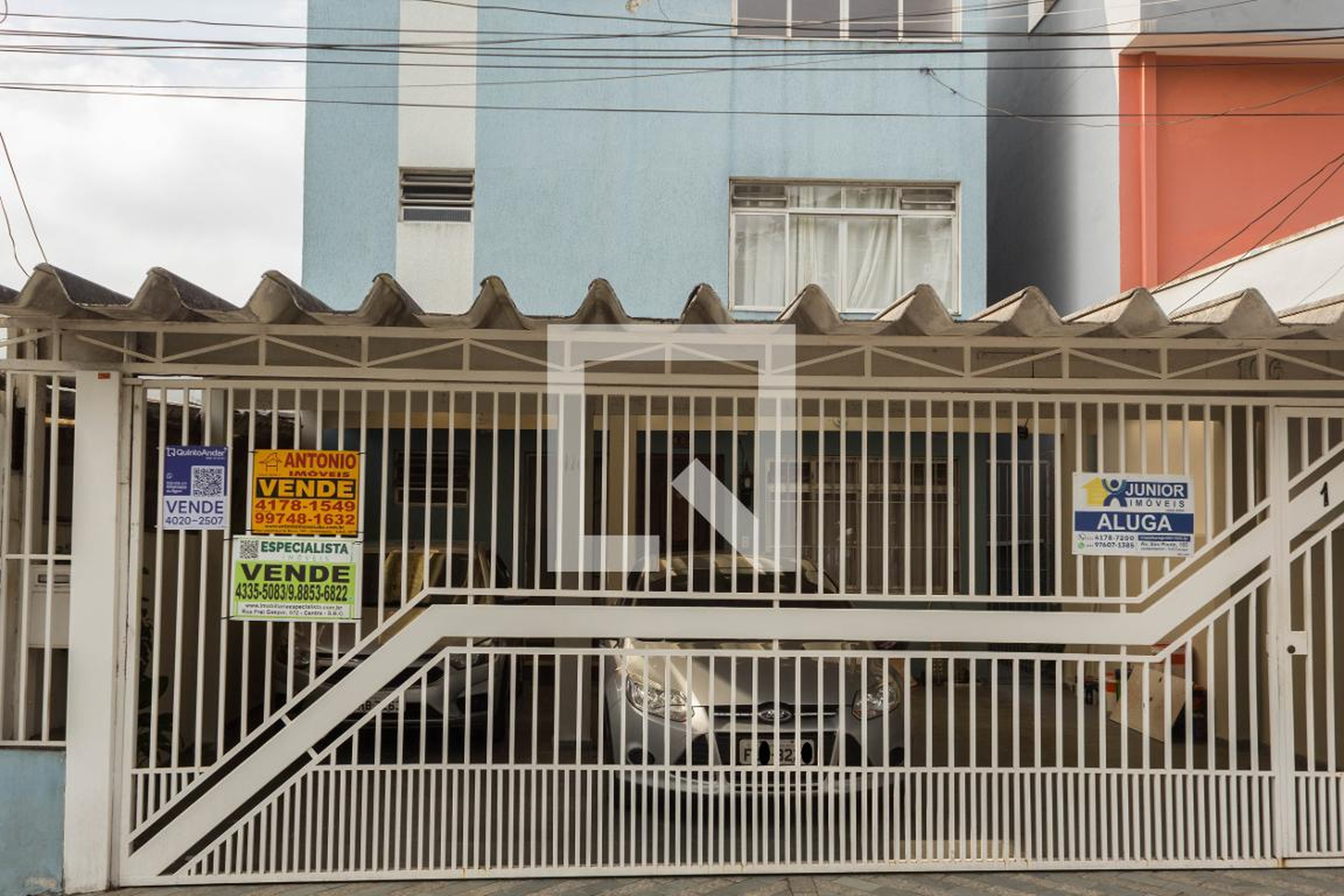 Fachada Condomínio em Rua Botucatu, 110