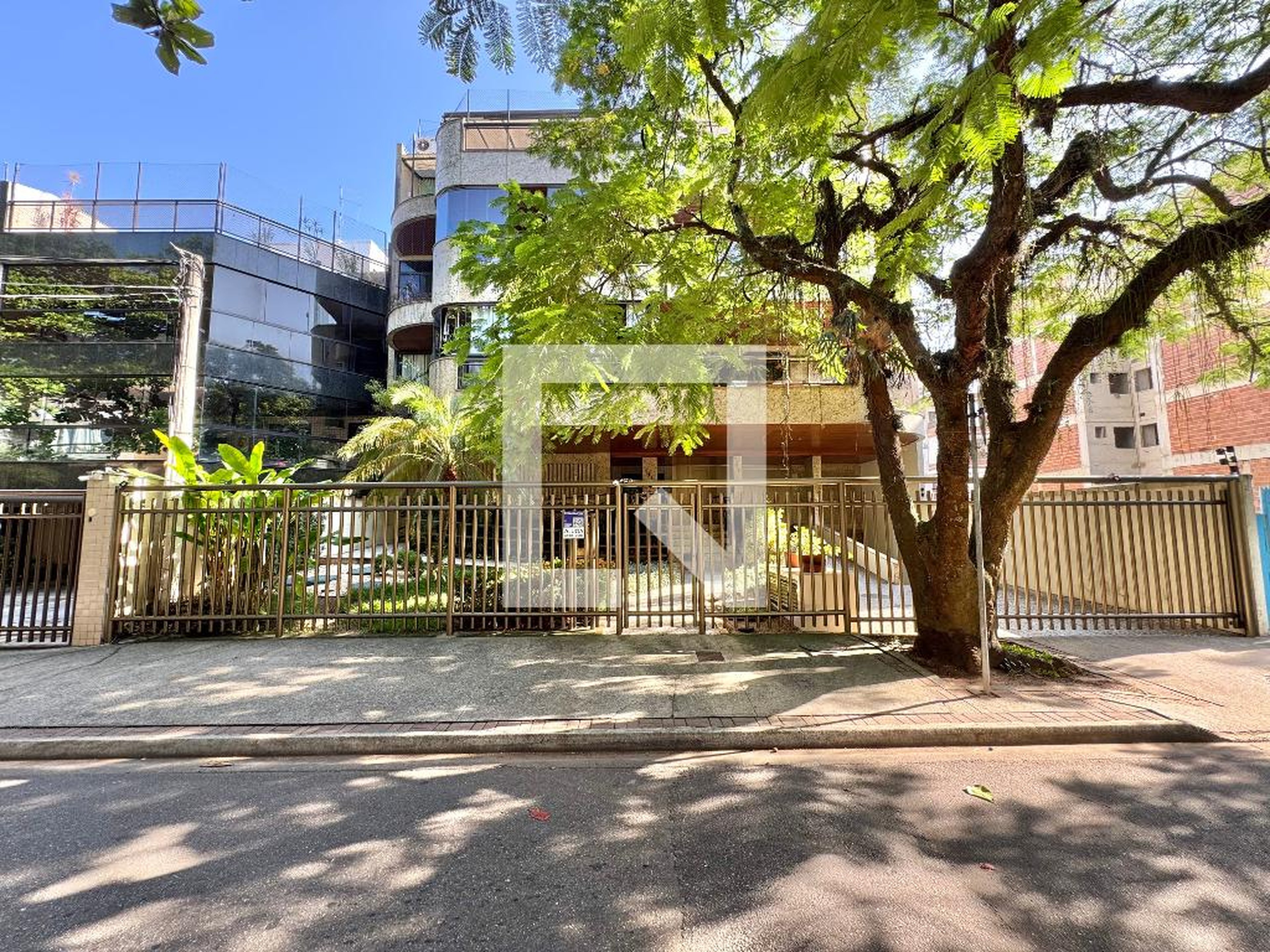 Fachada Edifício Isadora