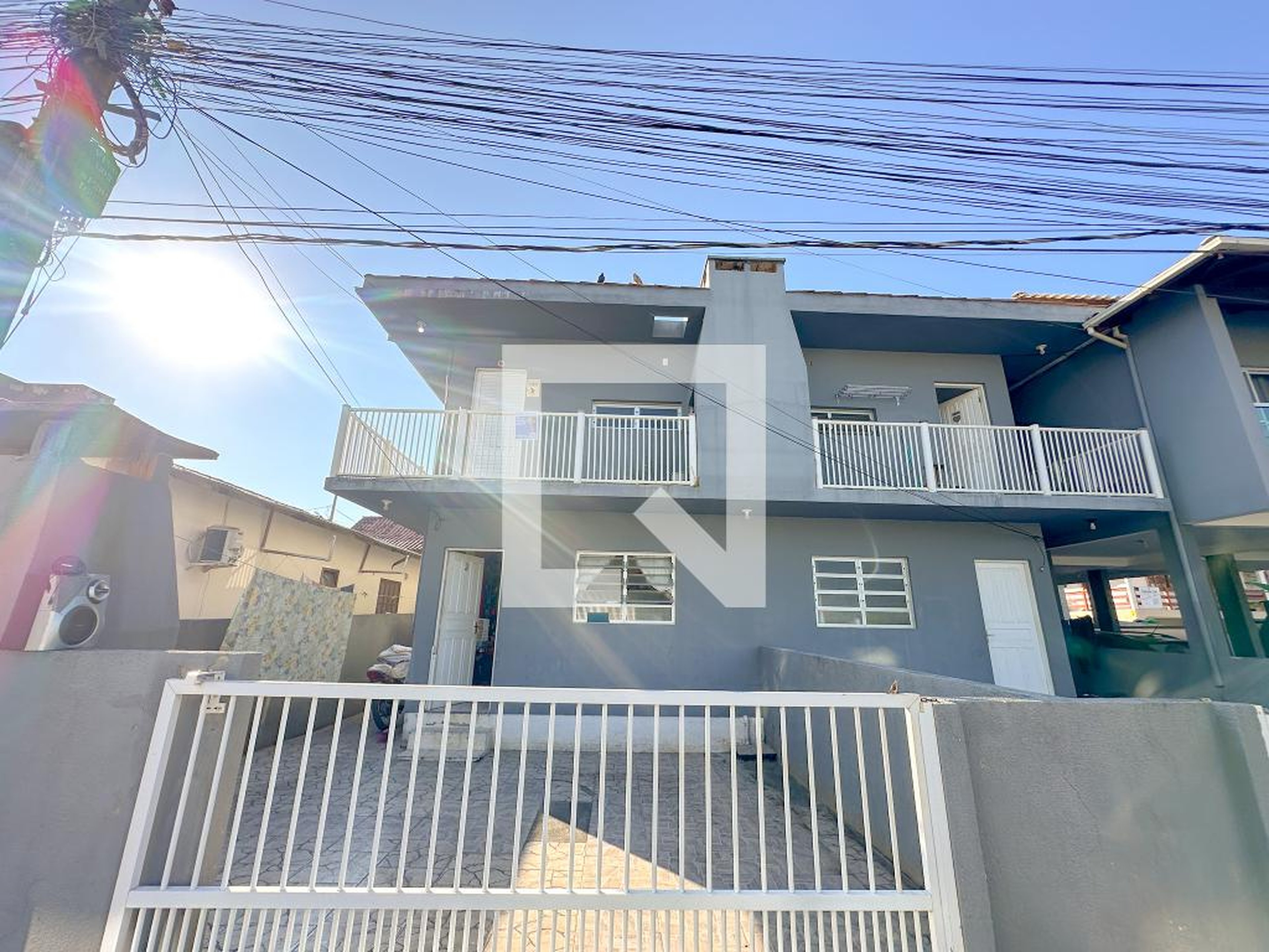 Fachada Condomínio em Travessa Cinco de Outubro, 125