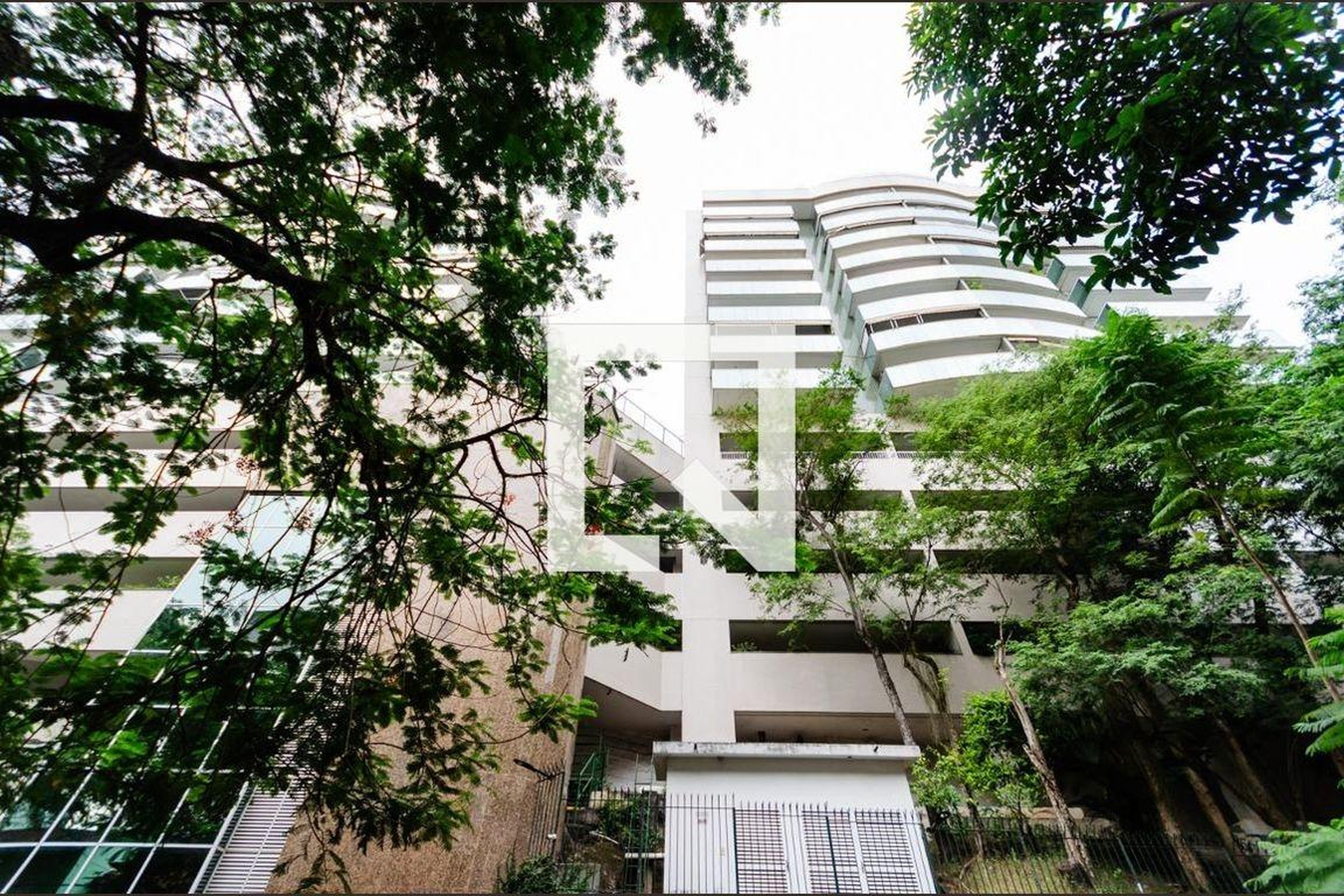 Fachada Residencial Homem de Melo