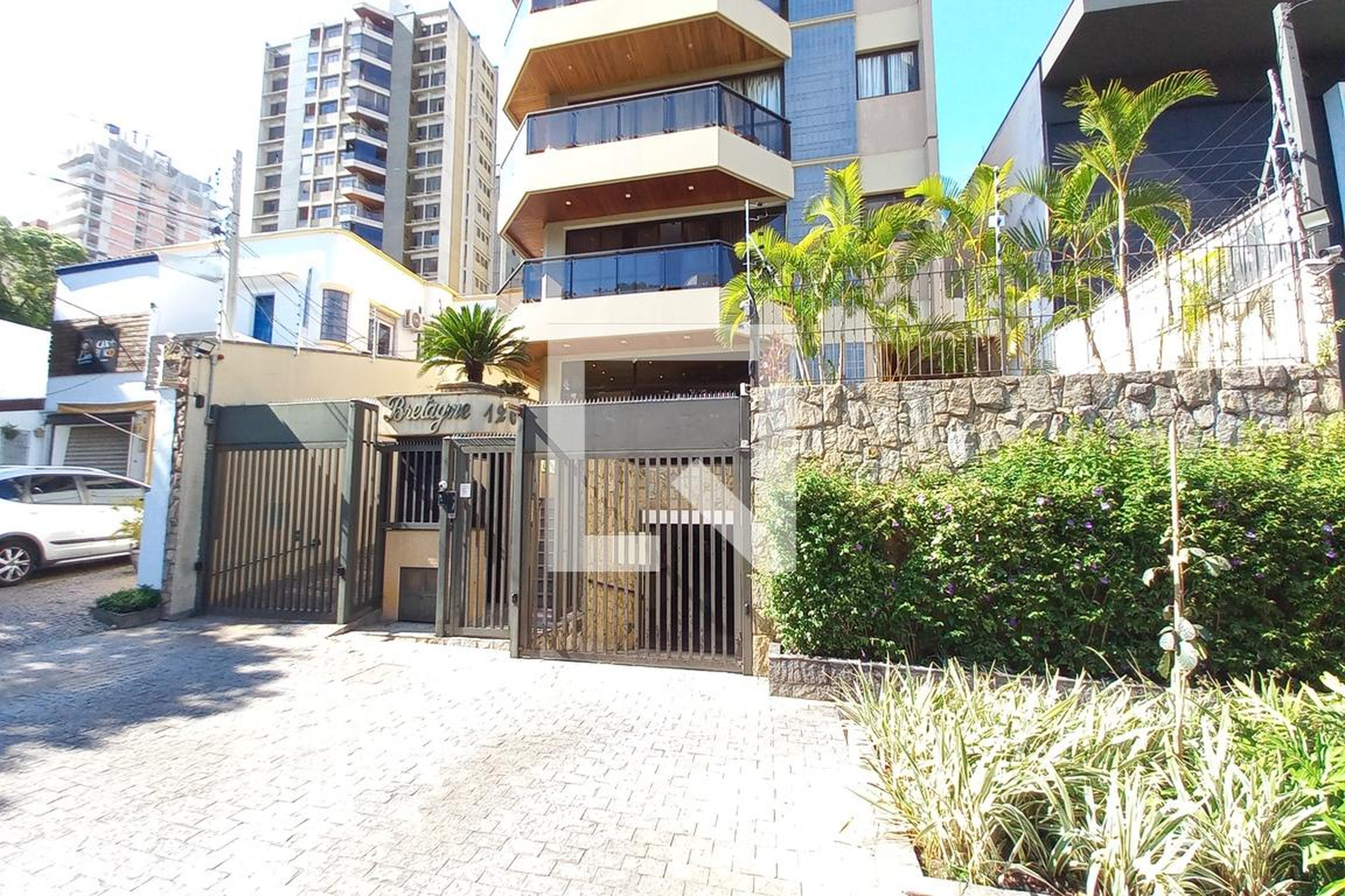 Fachada do Prédio Condomínio Bretagne