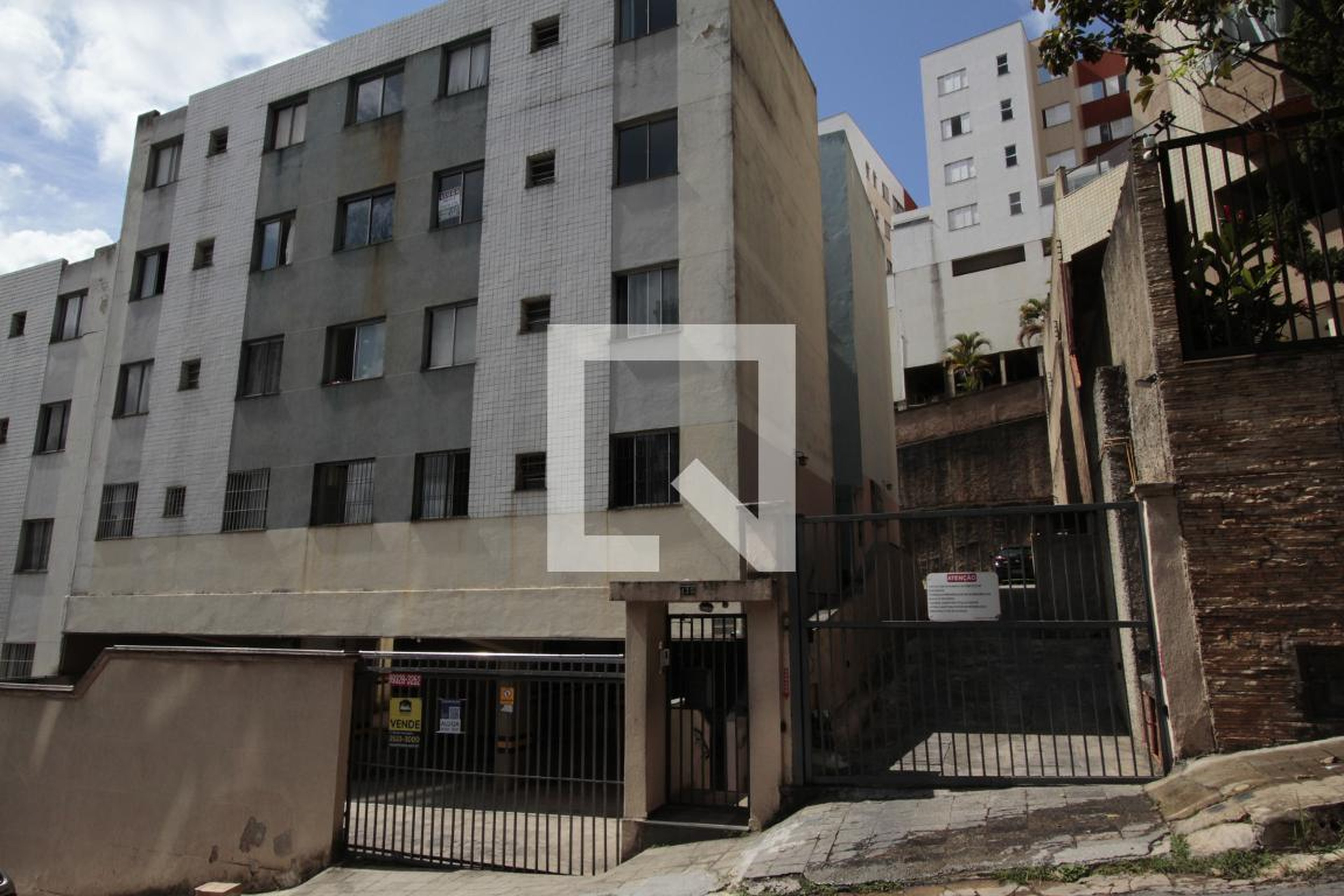 Fachada do Prédio Condomínio em Rua Juruena, 135