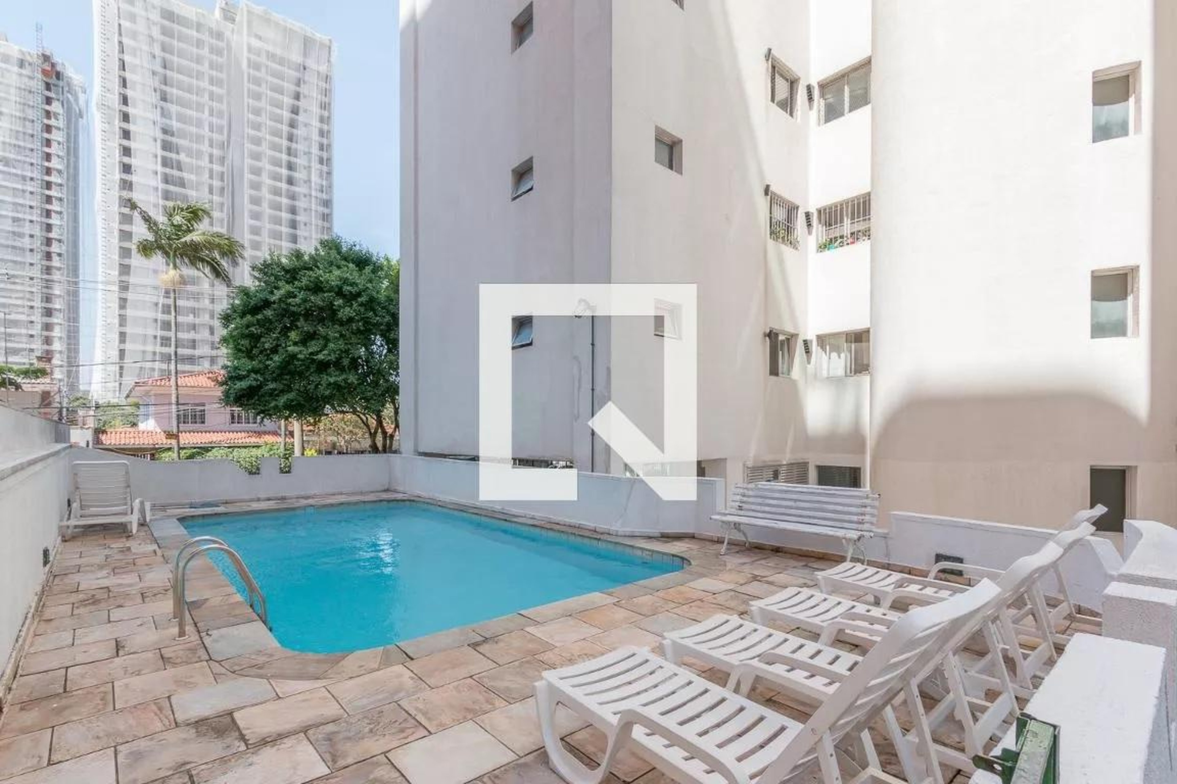 Piscina - Edifício Roberta