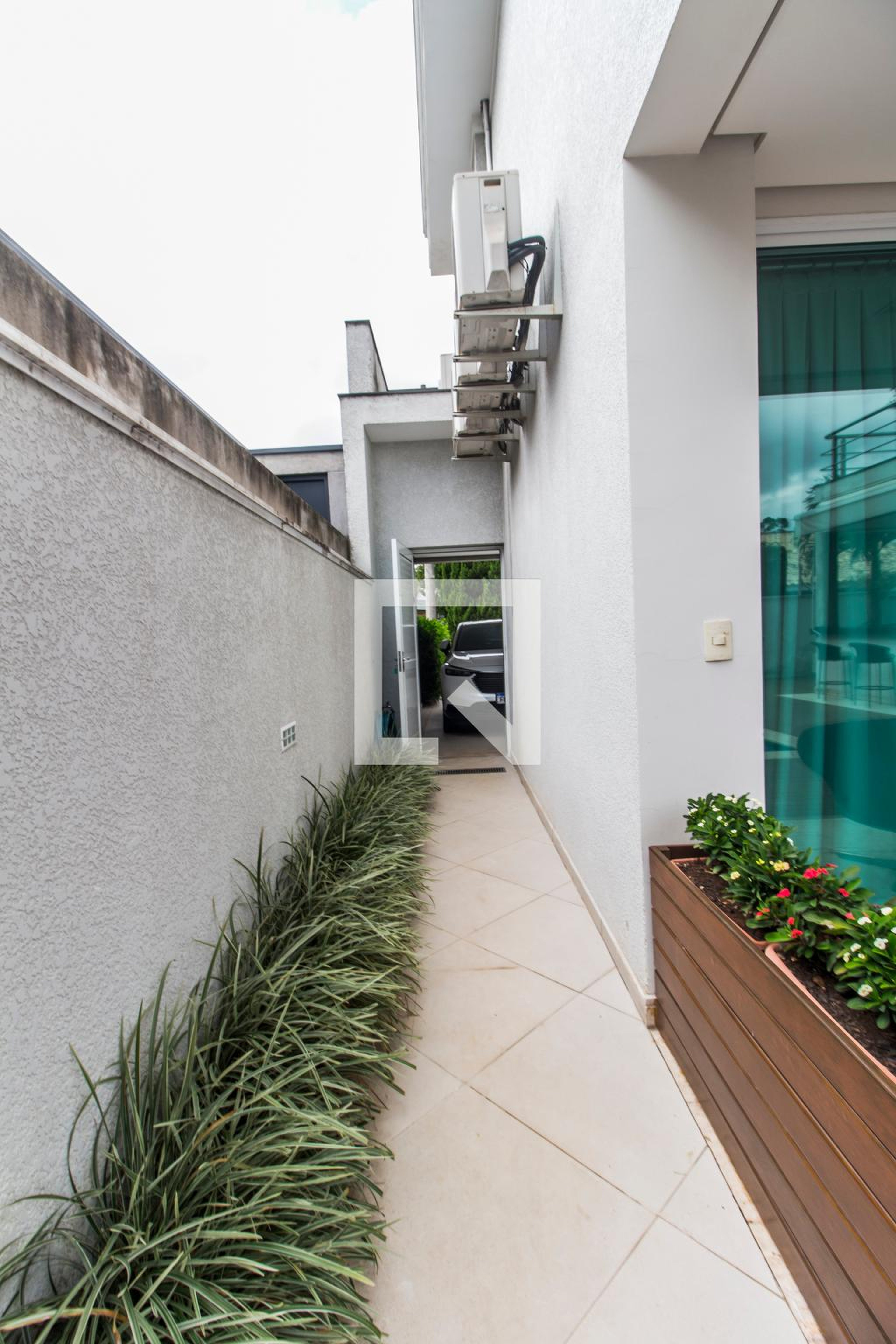 Entrada Residencial Alphaville 03