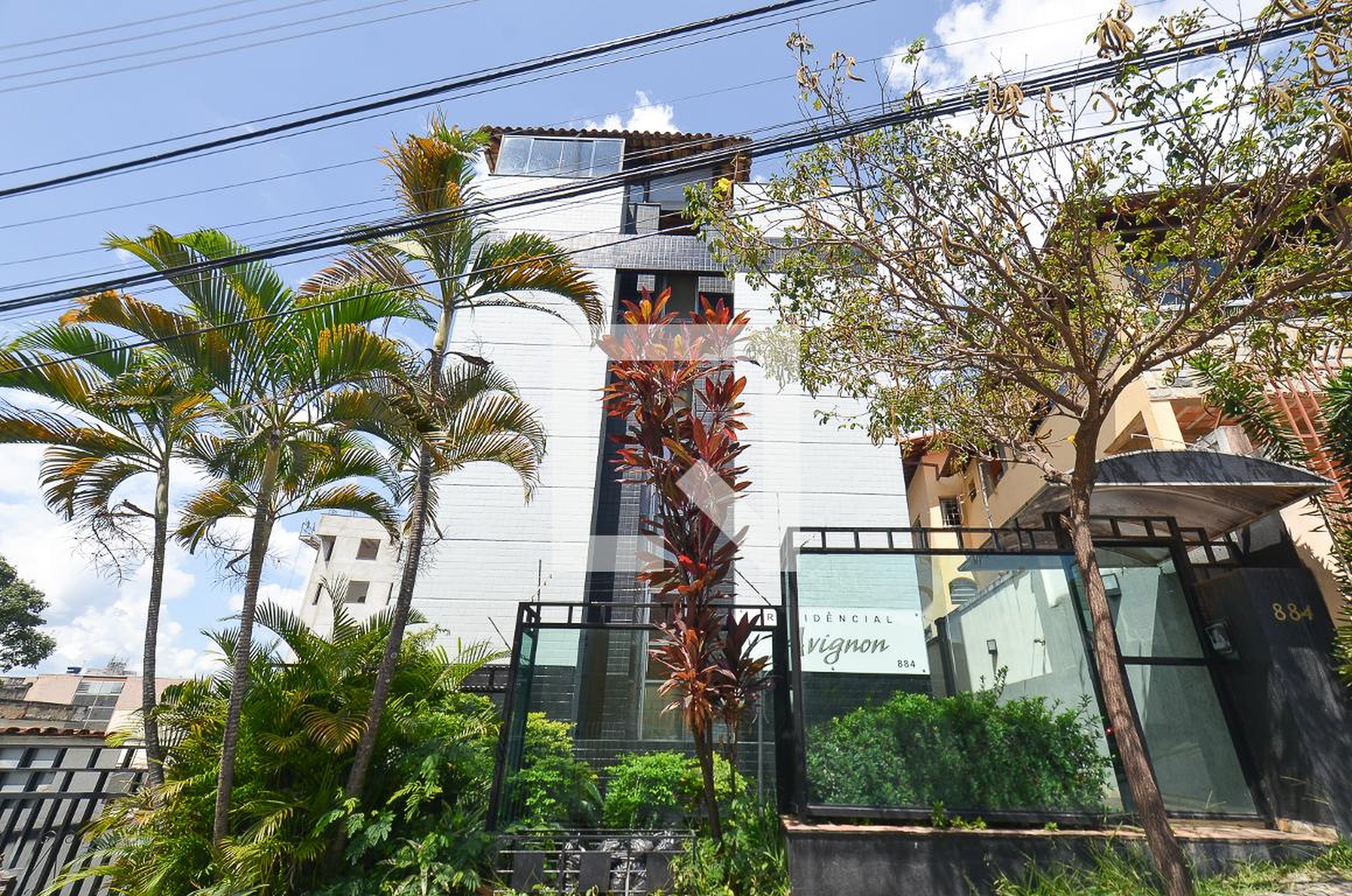 Fachada Condomínio em Rua Conde Ribeiro do Vale, 884