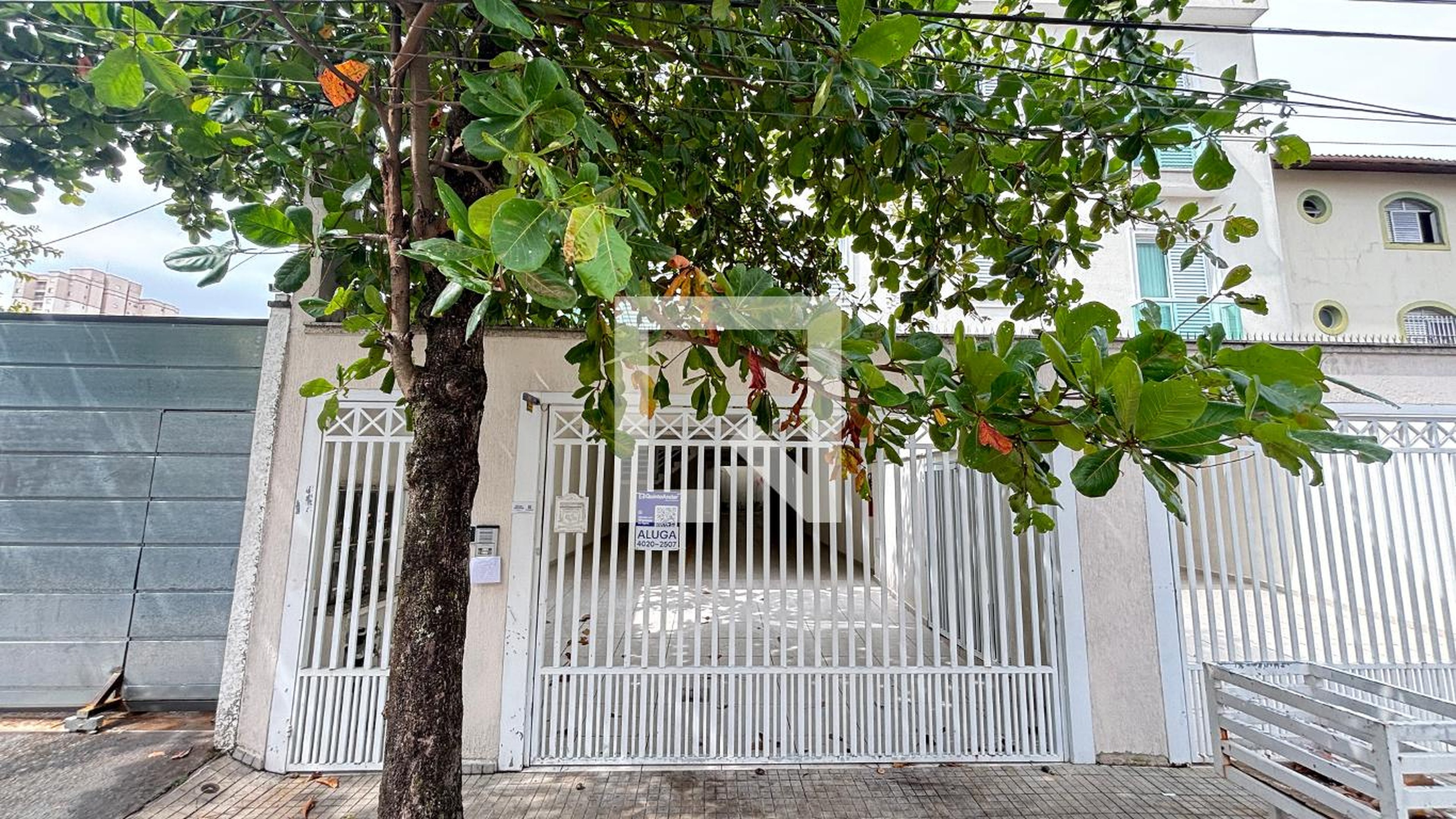 Fachada Condomínio em Rua Lindóia, 87